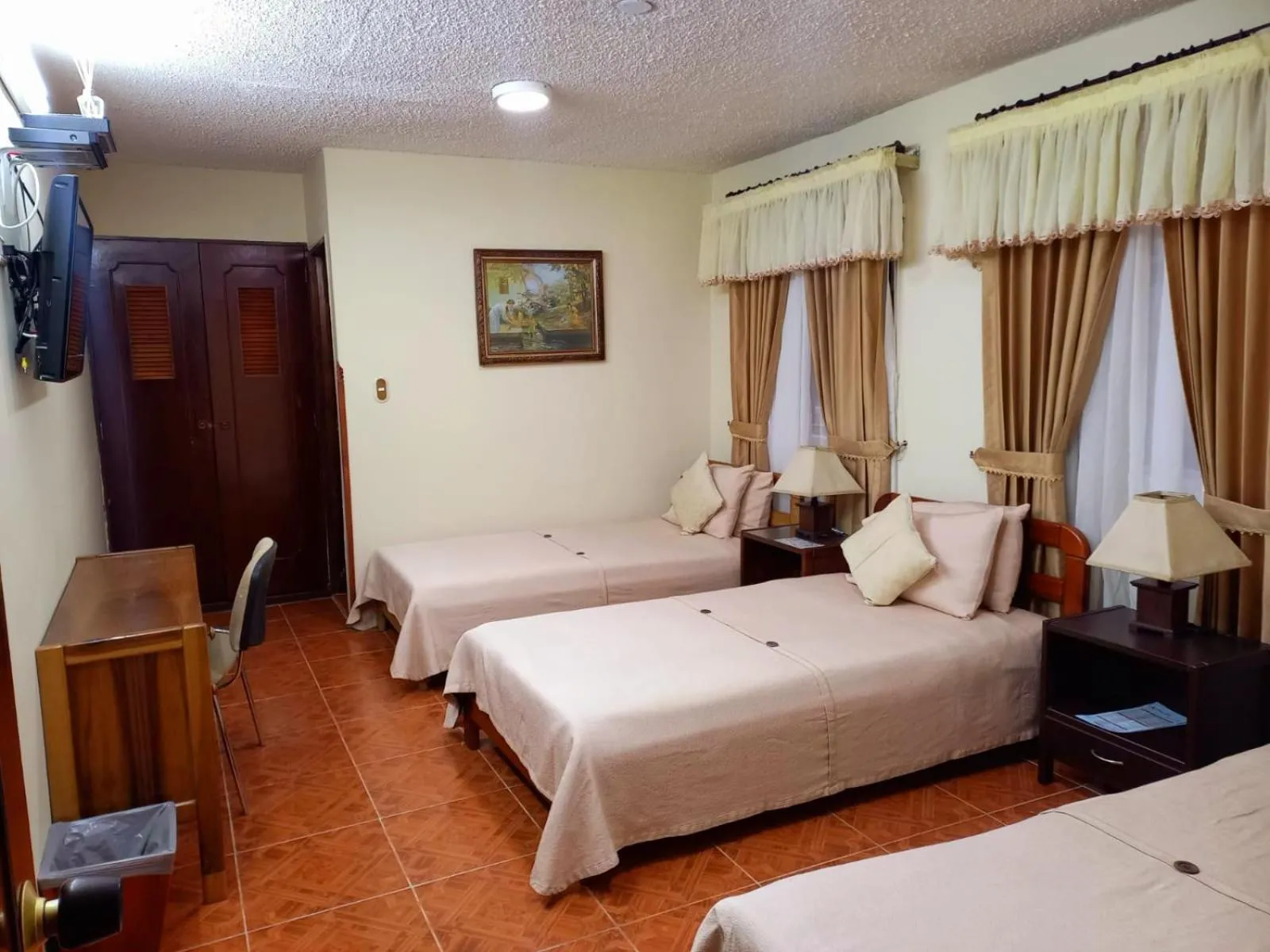 Bed in HOTEL ACHALAY