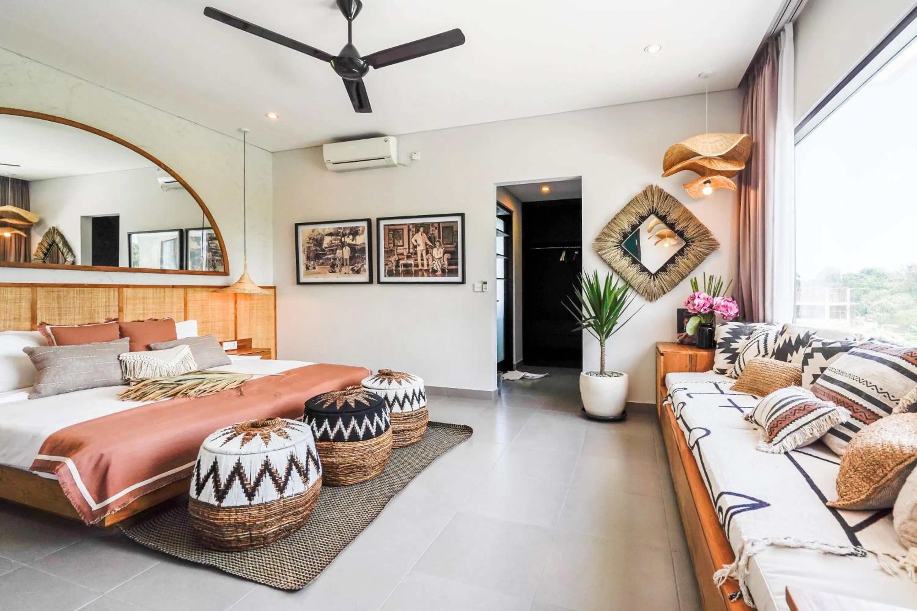 Photo of the whole room, Bed in Casa 88 Berawa