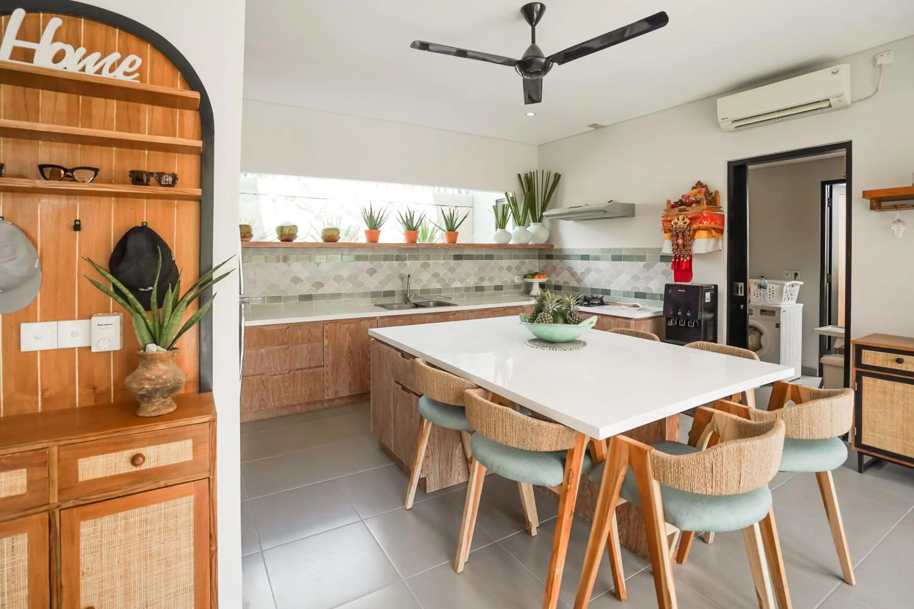 Dining area in Casa 88 Berawa
