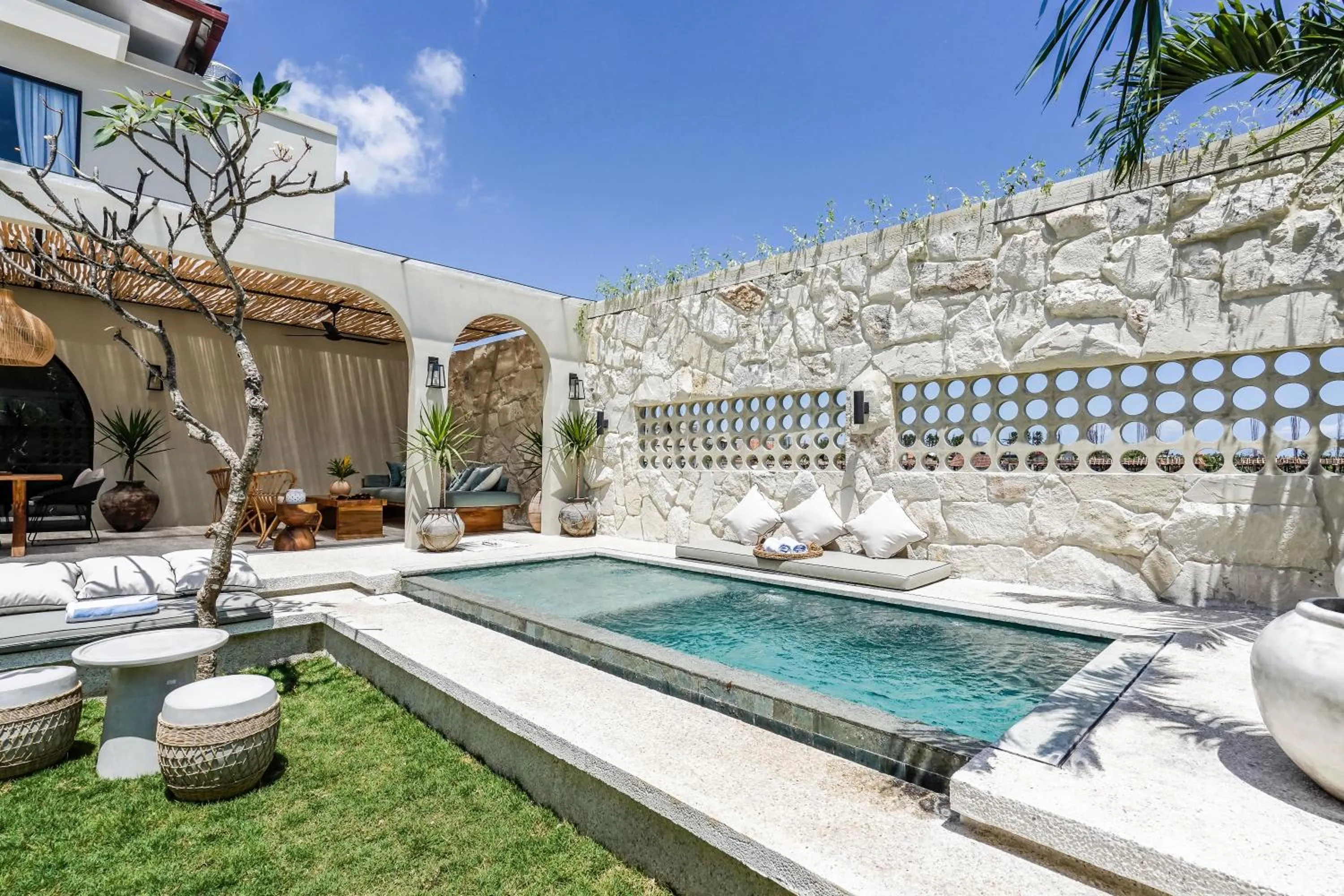 Property building in Casa 88 Berawa