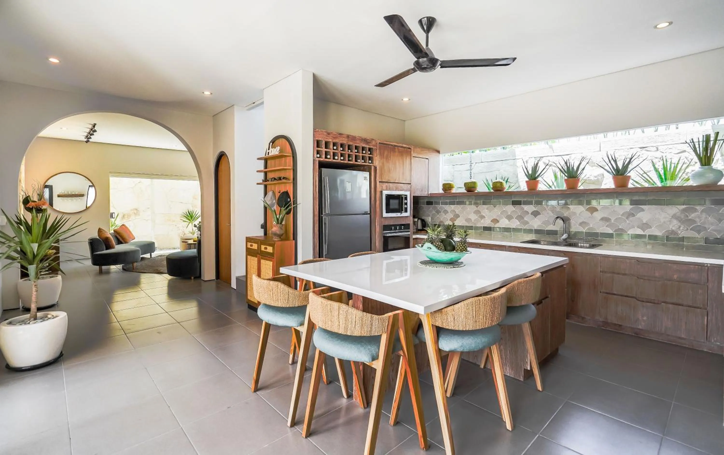 Dining area in Casa 88 Berawa