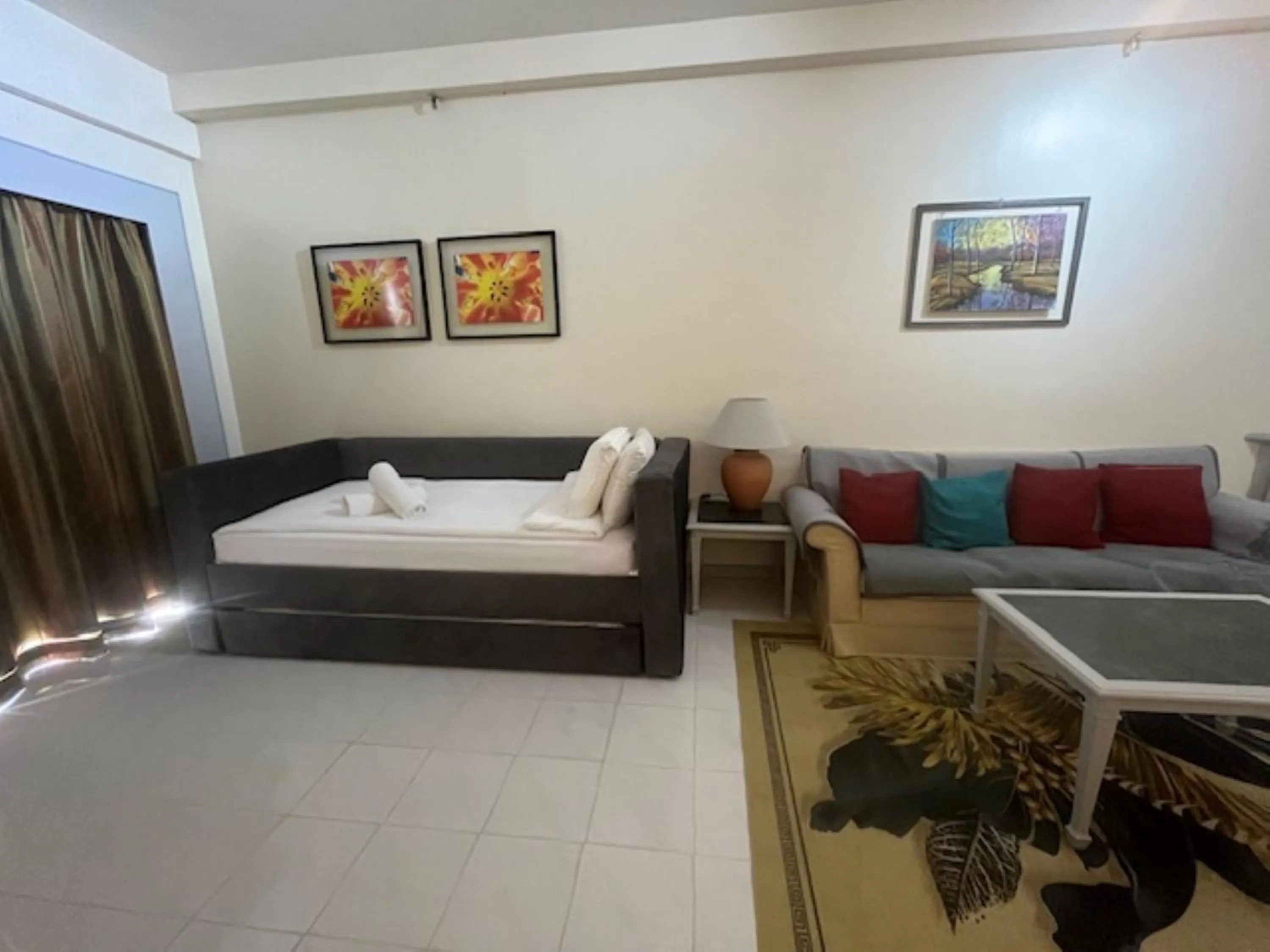 Living room, Bed in Paradise by the Sea in Penang by Veron at Rainbow Paradise