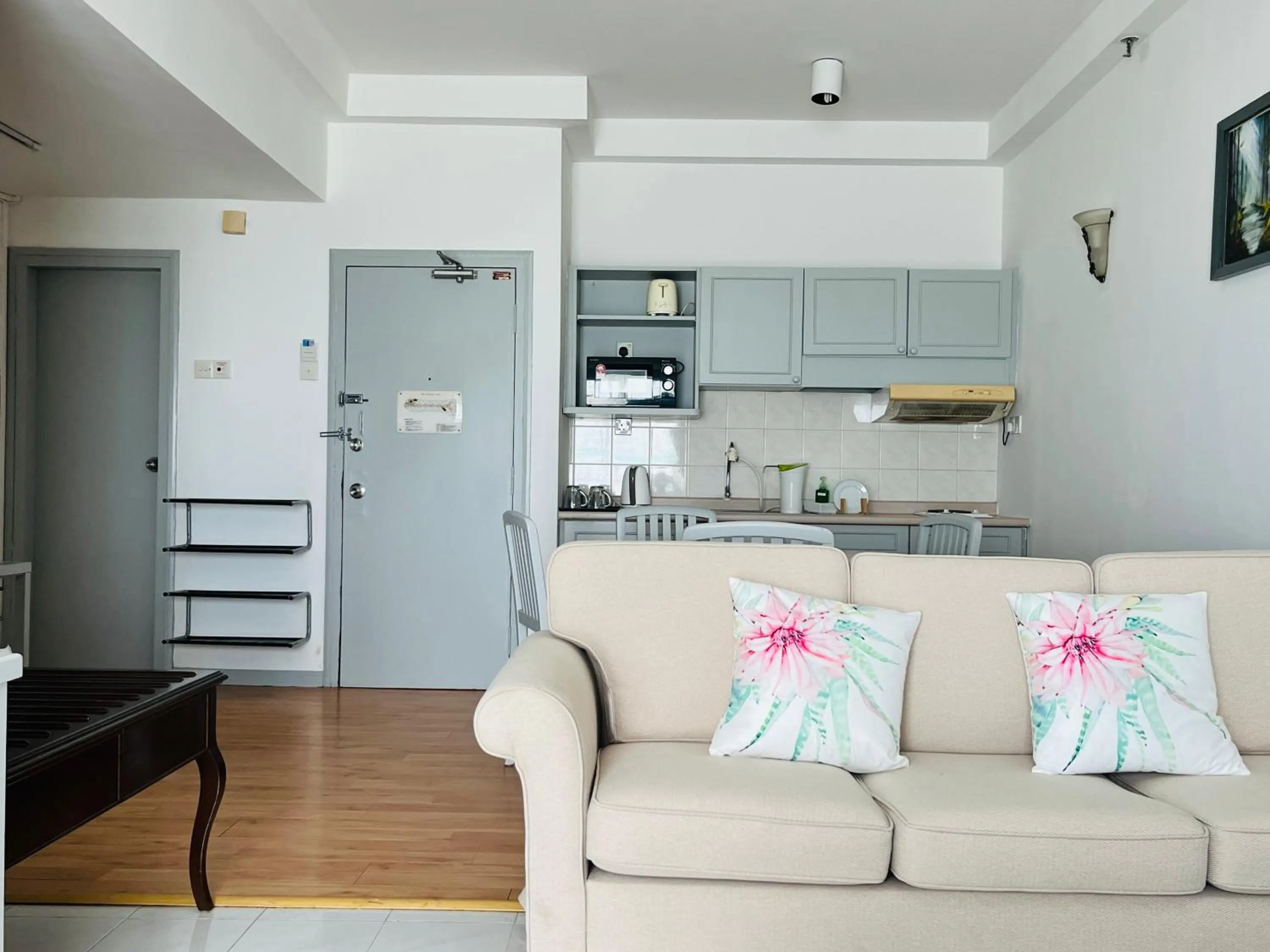 Kitchen or kitchenette in Paradise by the Sea in Penang by Veron at Rainbow Paradise