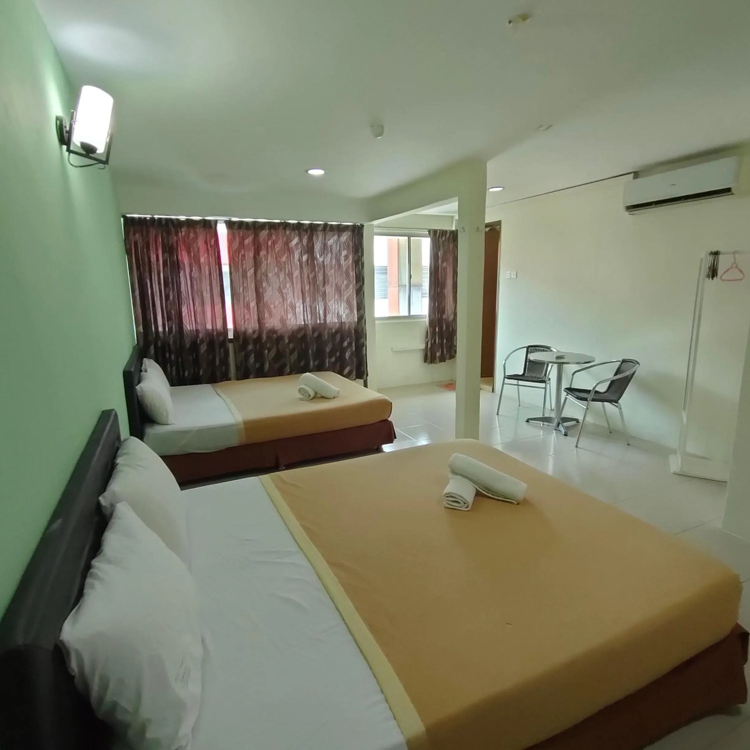 Photo of the whole room, Bed in Best One Hotel