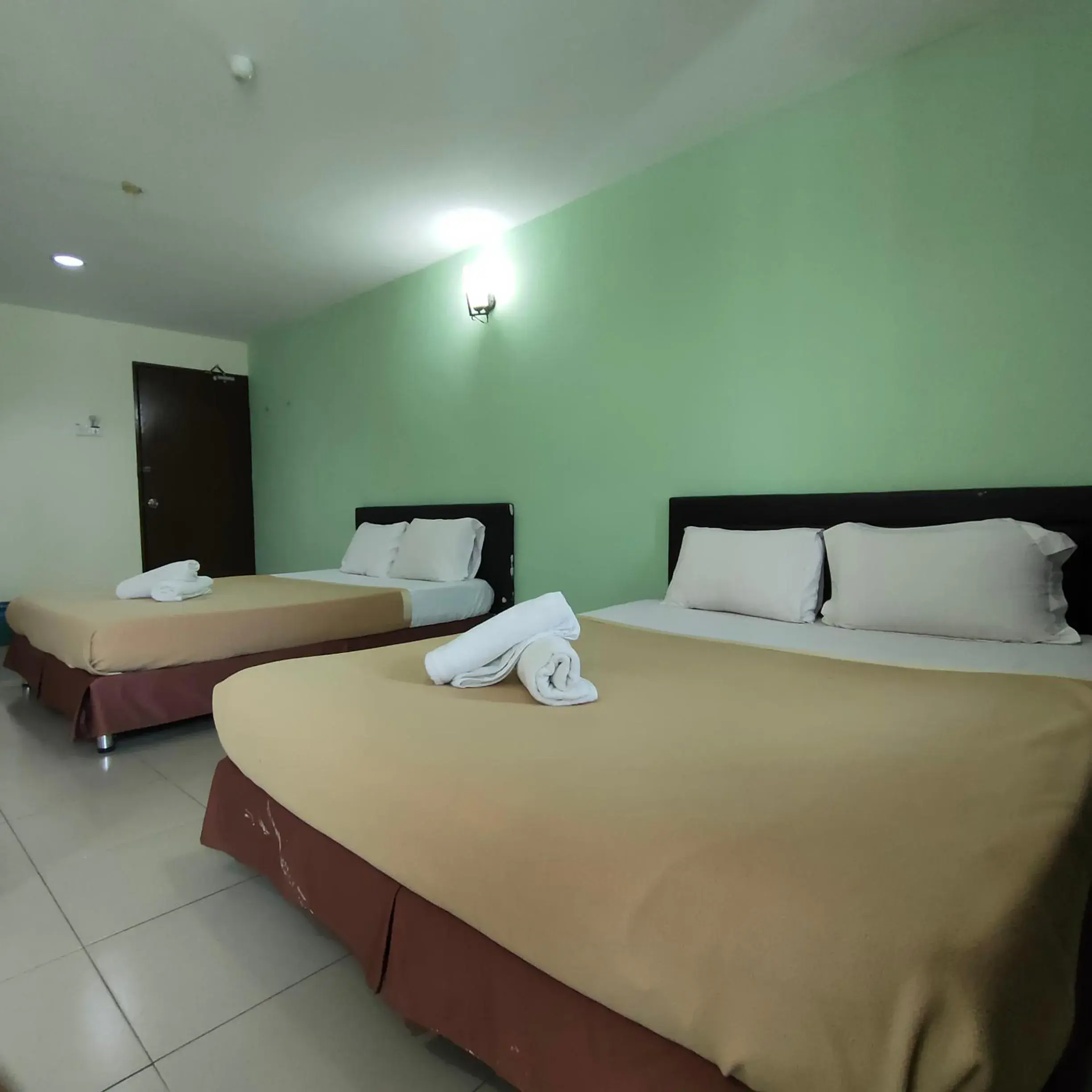 Standard Family Room in Best One Hotel Standard Family Room in Best One Hotel