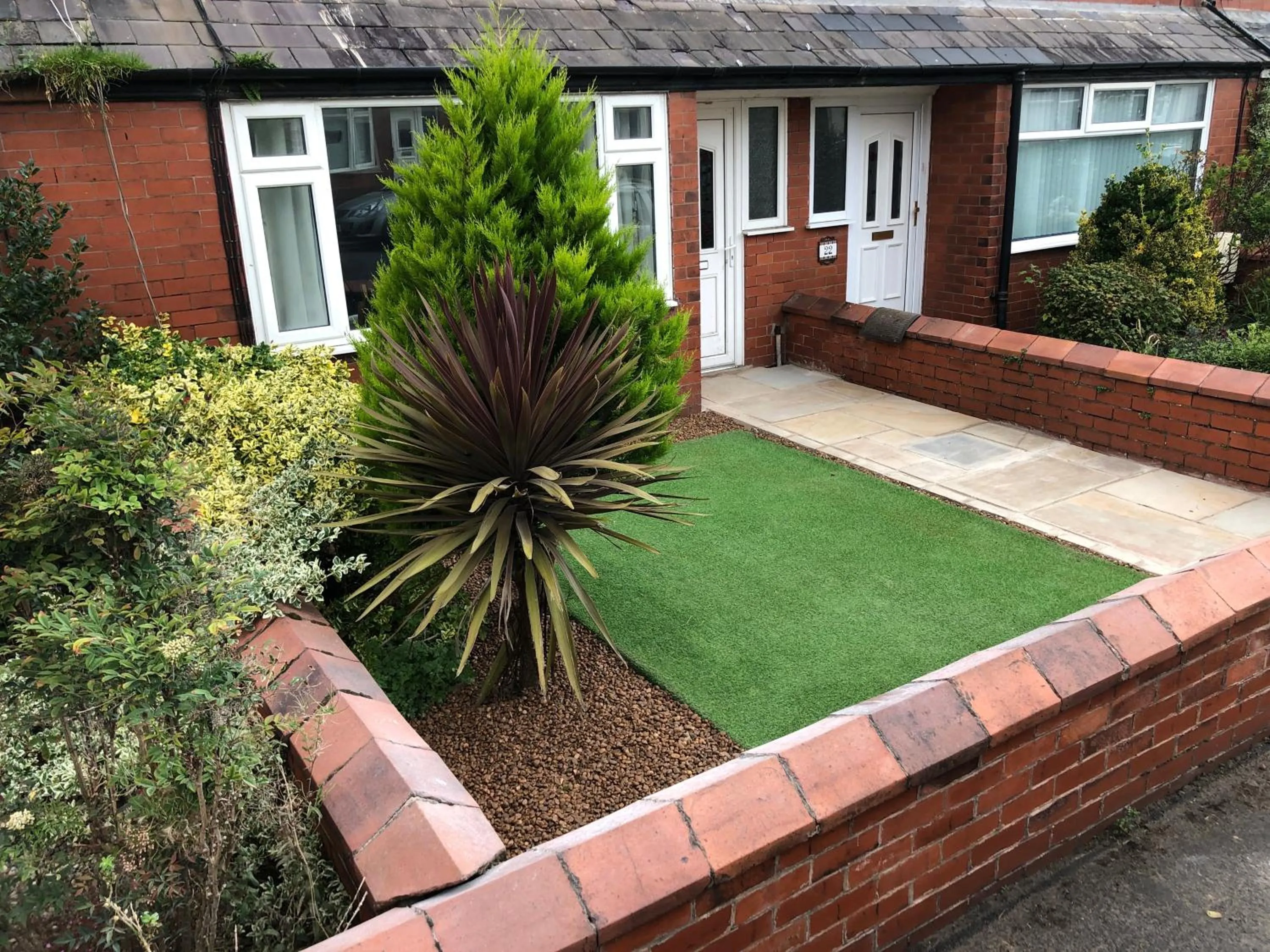 House - Sleeps 5 - Pet friendly - Garden - Parking