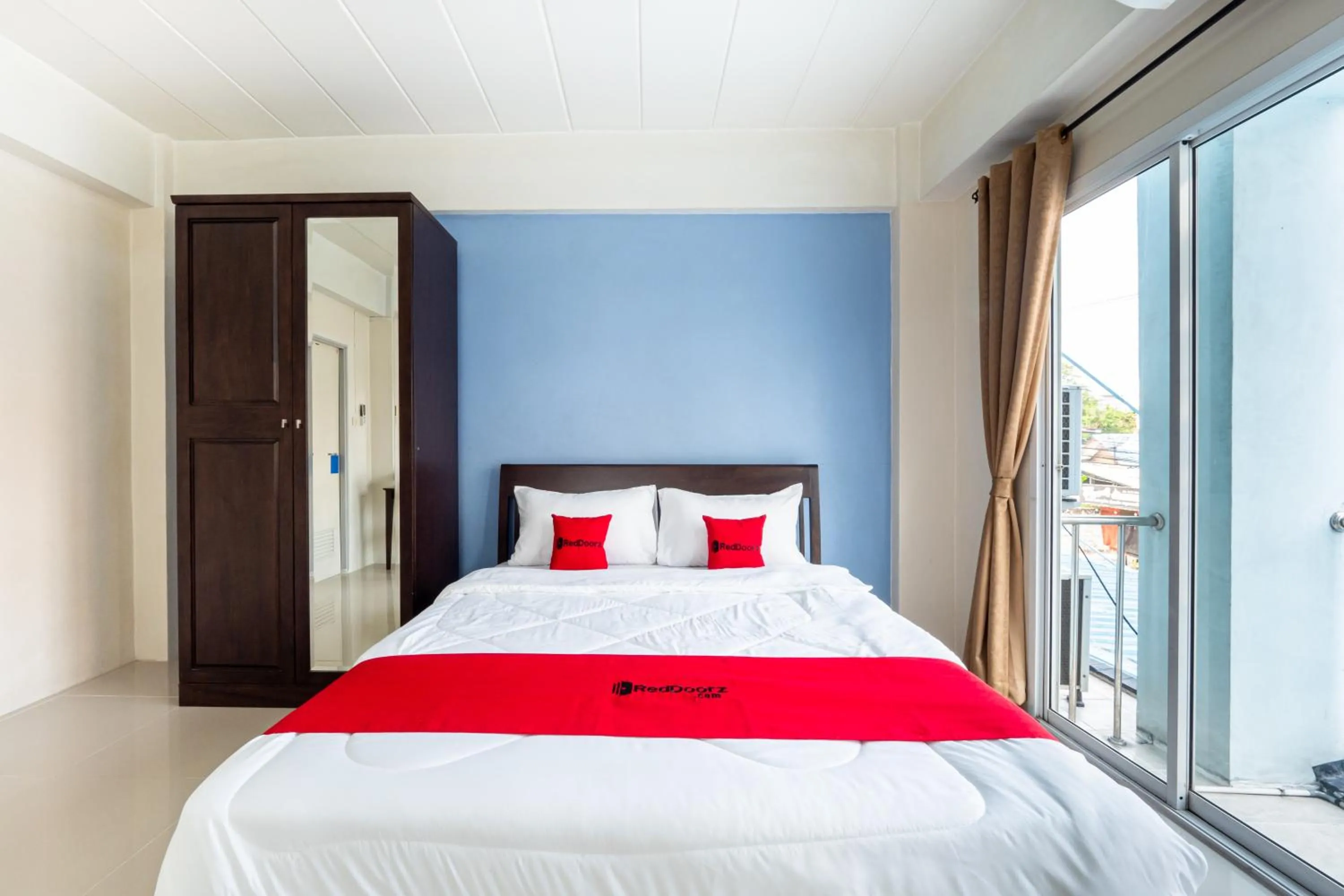 Photo of the whole room in Si Fah at Bangsaen Hotel