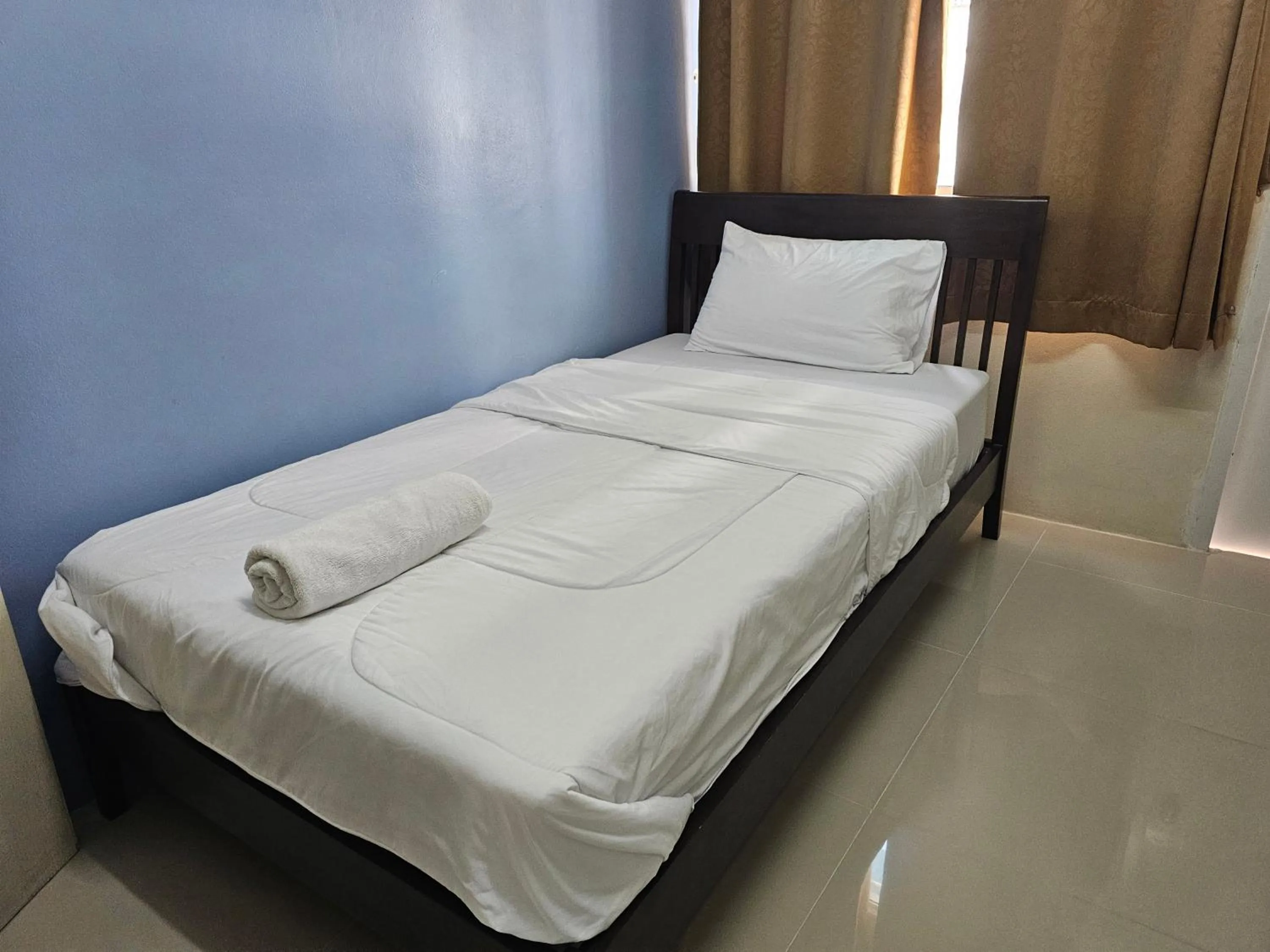 Bedroom in Si Fah at Bangsaen Hotel