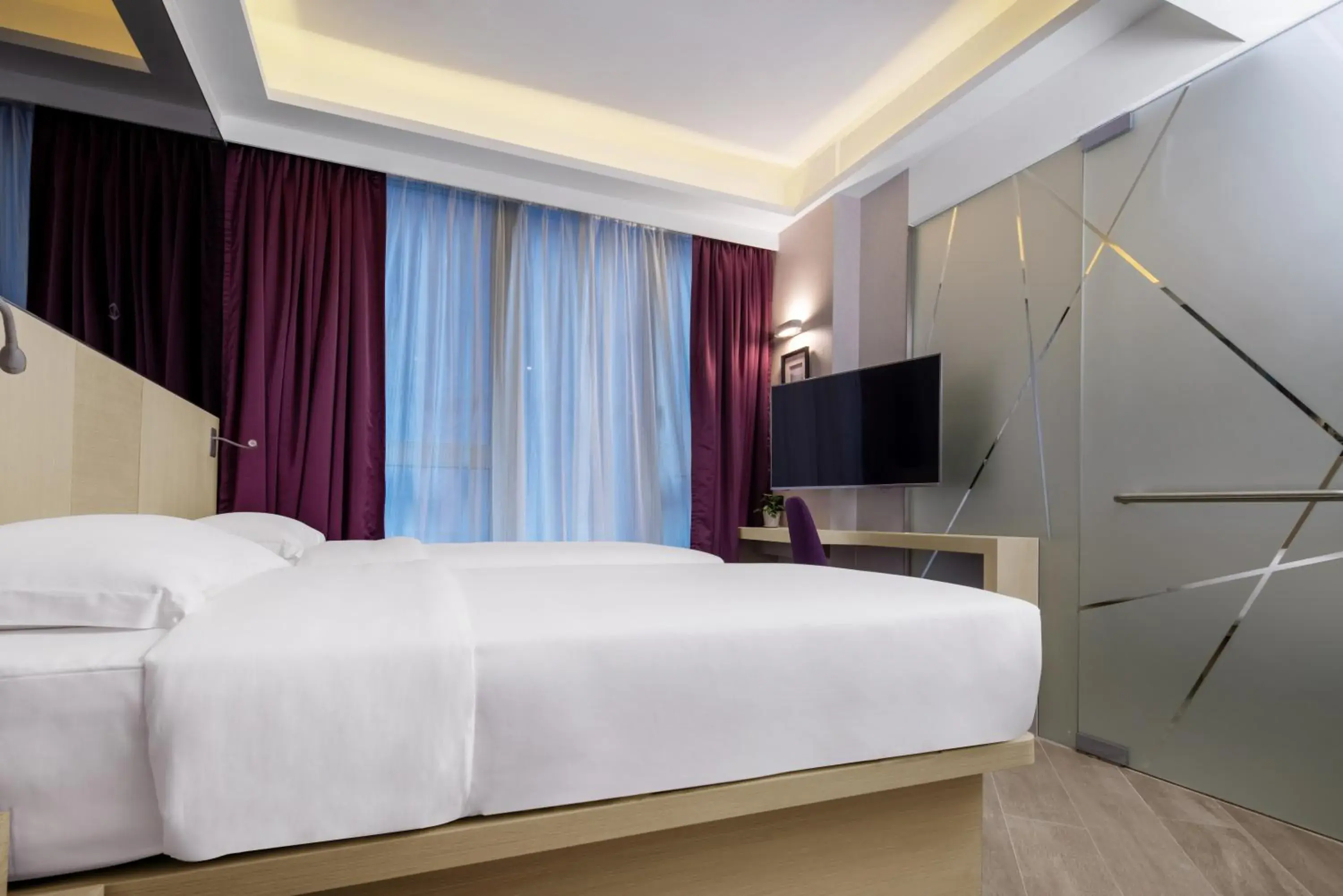 Bedroom, Bed in Starphire Hotel Bedroom, Bed in Starphire Hotel