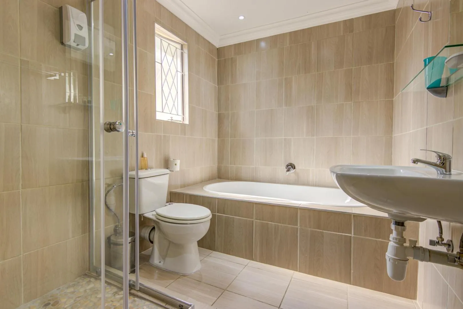 Bathroom in Edenvale Guest House