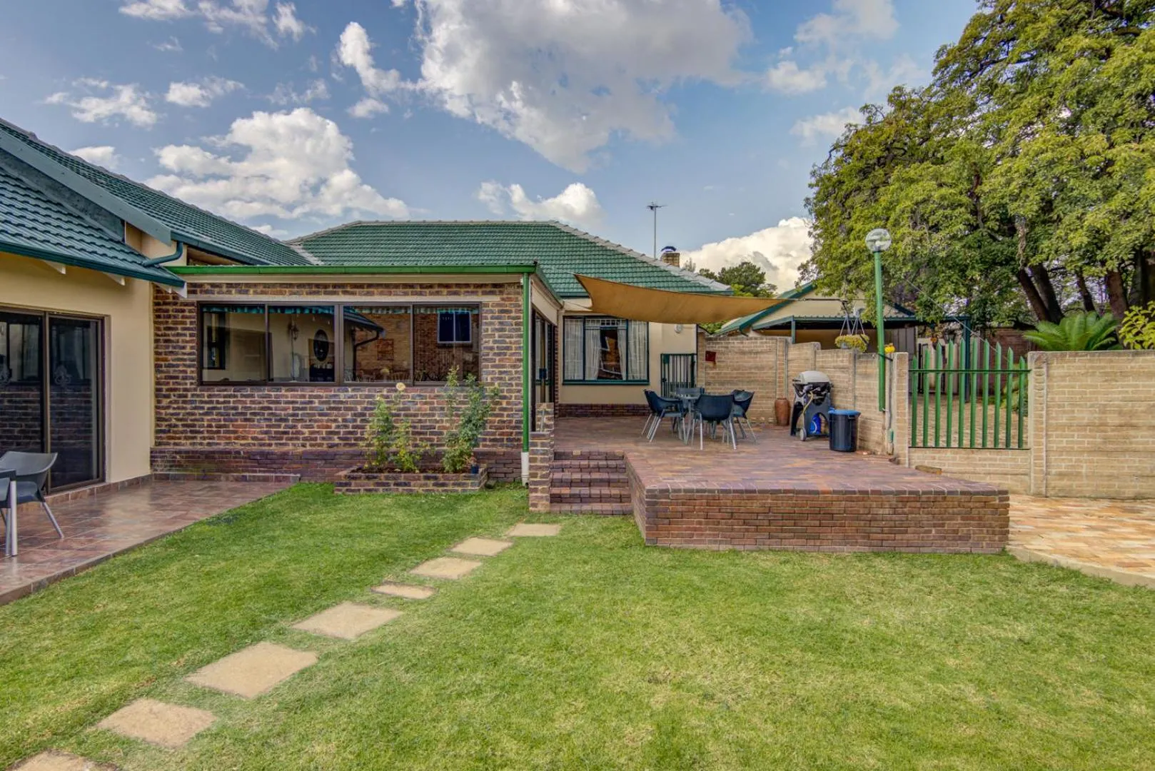 Property building in Edenvale Guest House