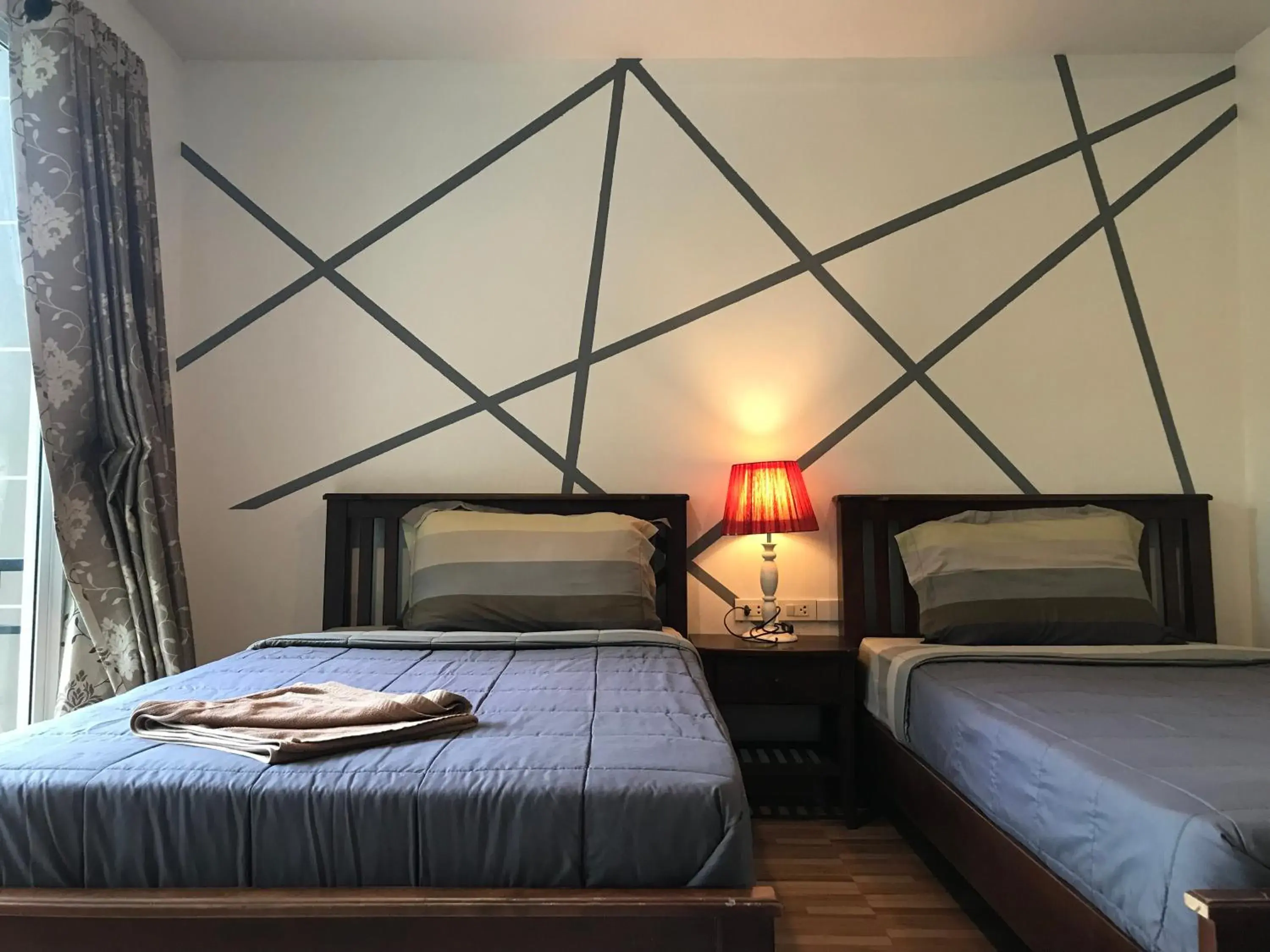 Standard Twin Room in PP Midnight Hotel Standard Twin Room in PP Midnight Hotel