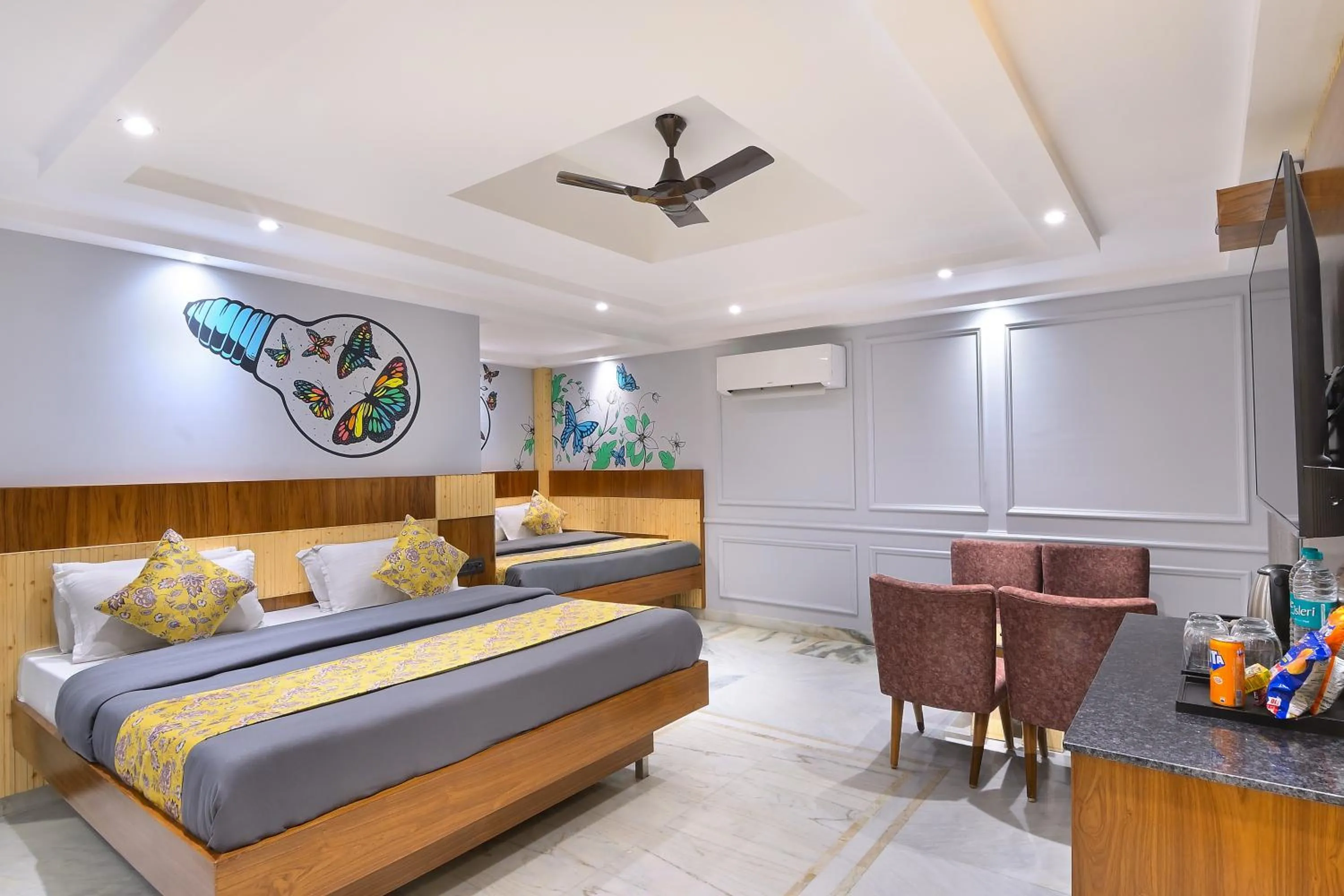 Photo of the whole room, Bed in Hotel Cottage Yes Please New Delhi