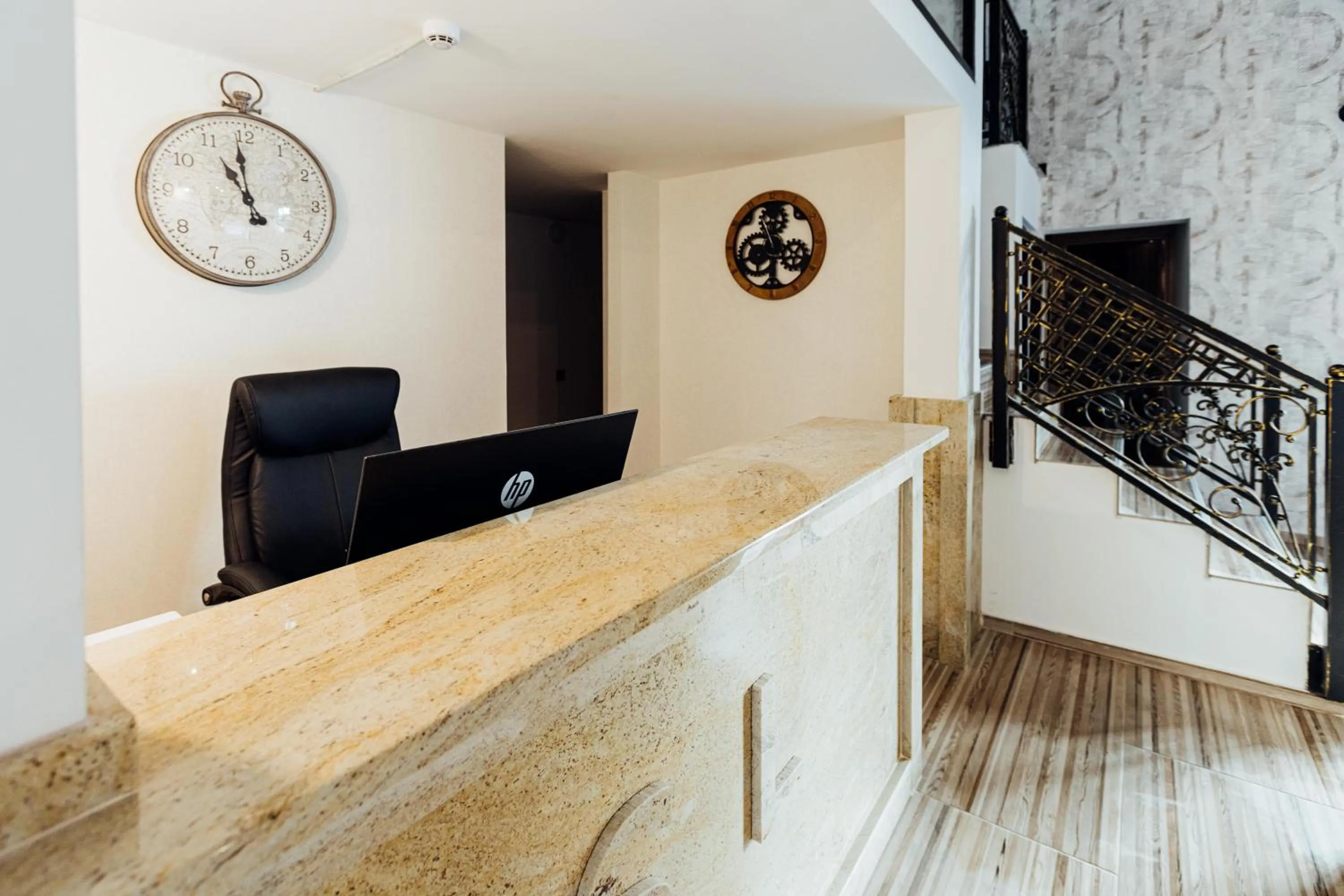 Lobby or reception in Hotel Livnica