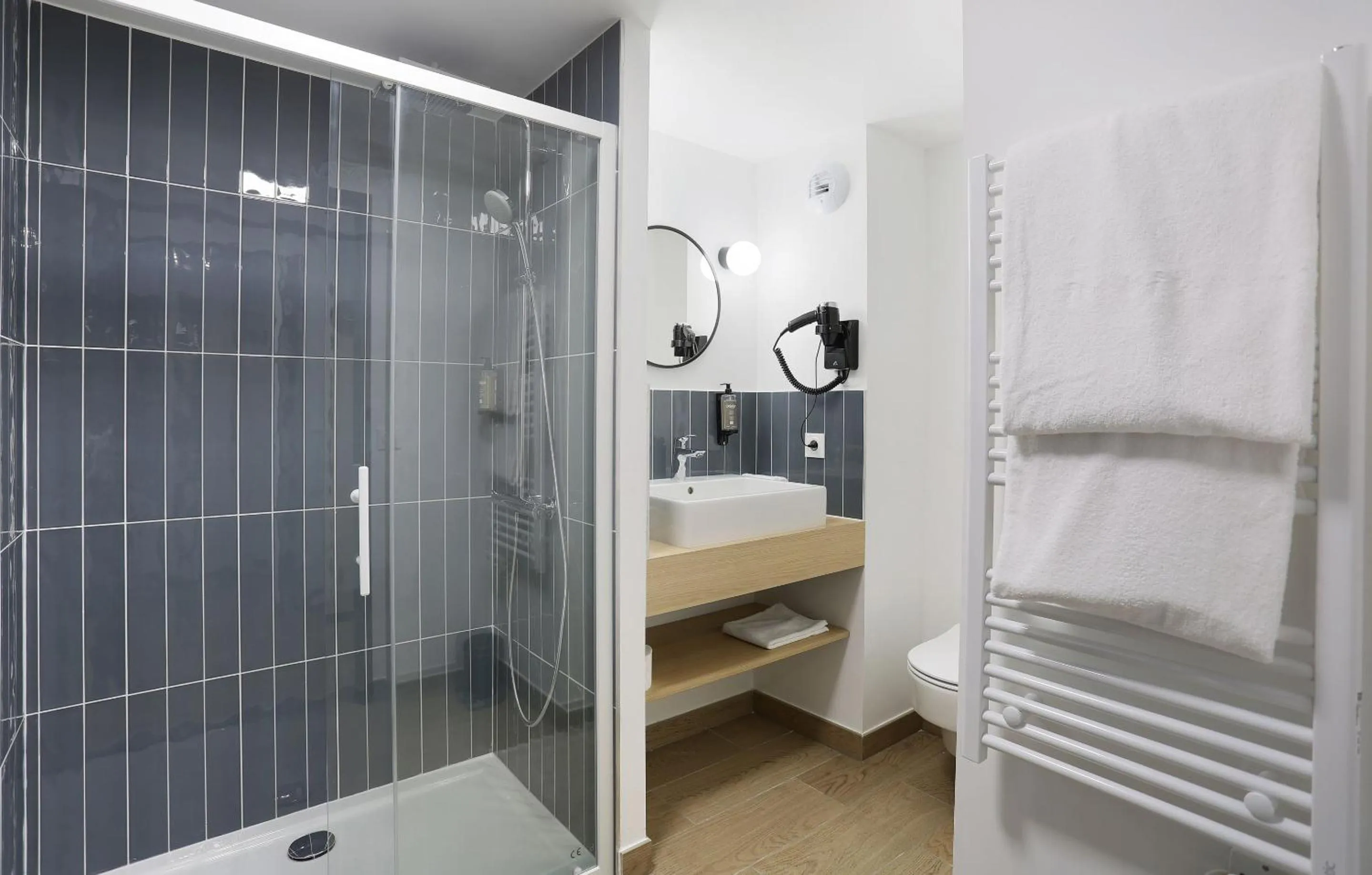 Bathroom in Appart Hotel Odalys City Toulouse Blagnac Aéroport