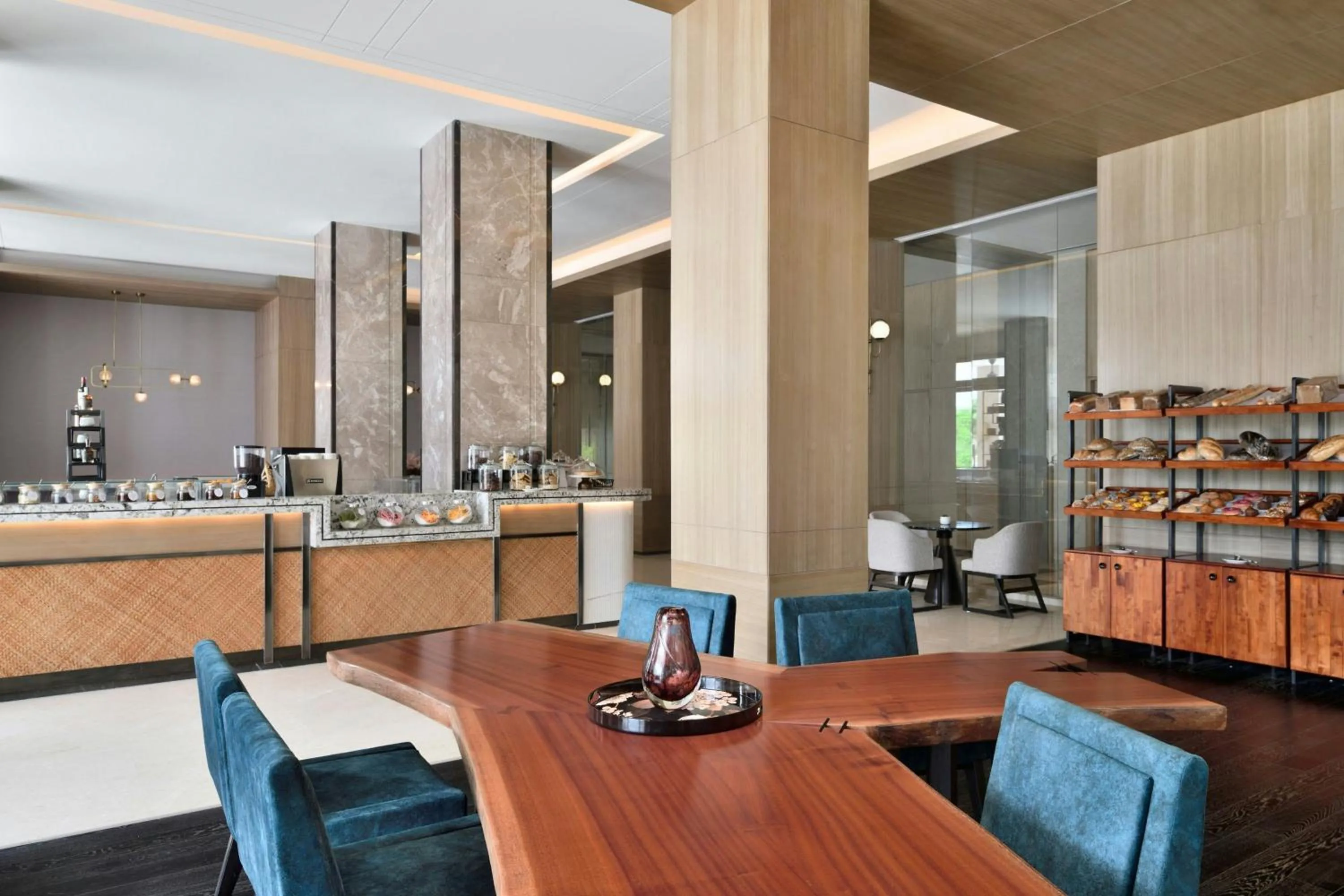 Restaurant/places to eat in JW Marriott Hotel Bengaluru Prestige Golfshire Resort & Spa