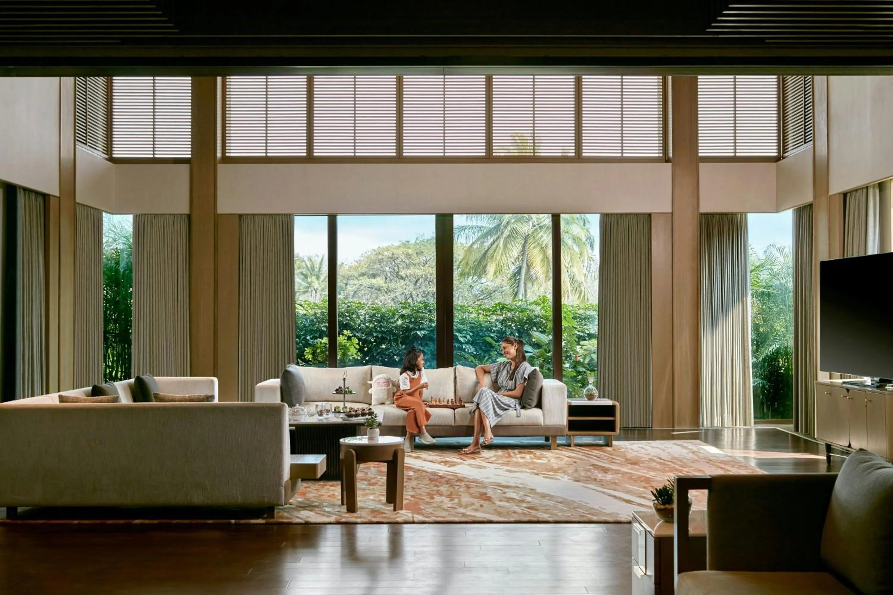 Living room in JW Marriott Hotel Bengaluru Prestige Golfshire Resort & Spa