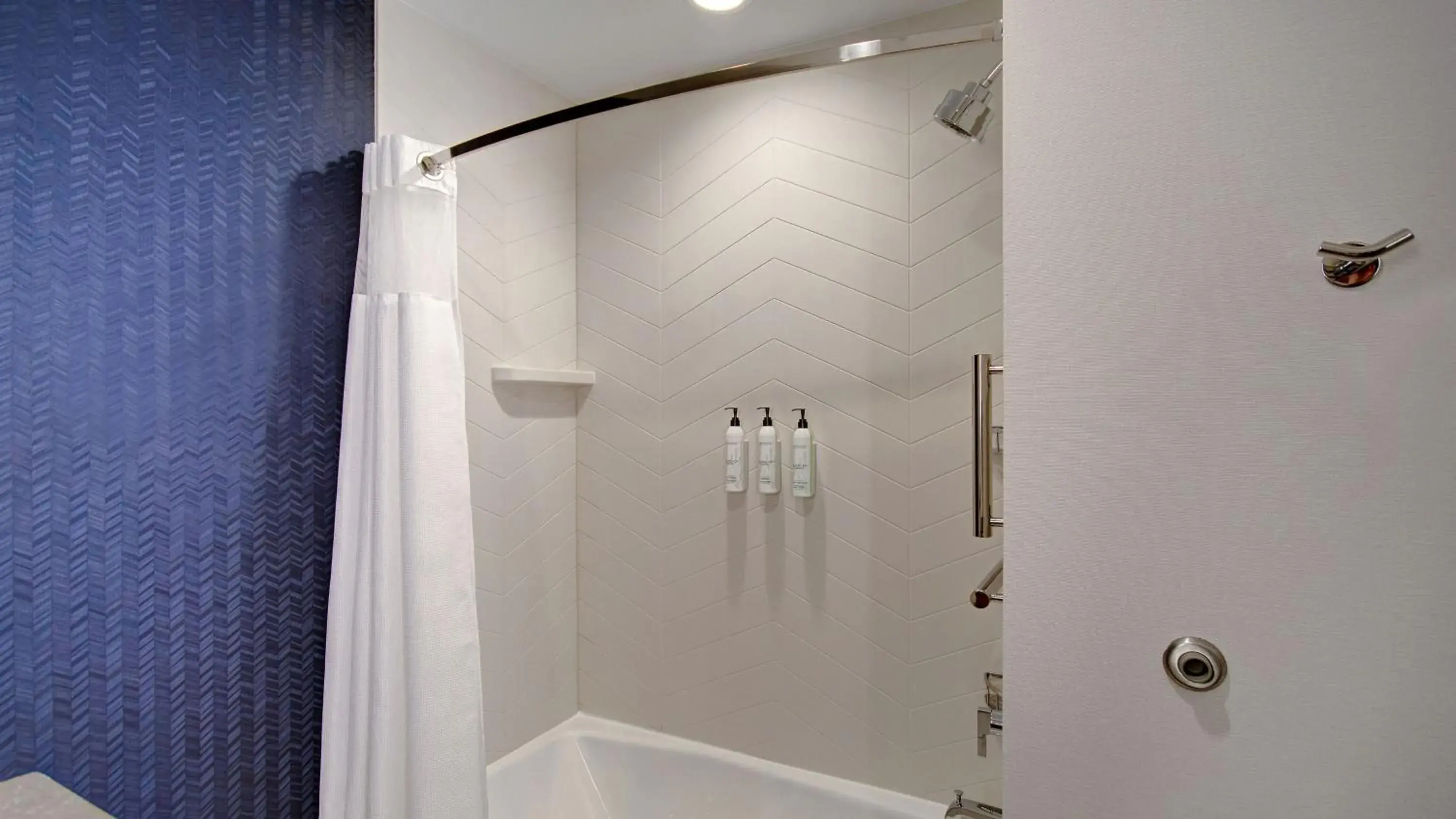 King Room - Hearing Accessible in Fairfield by Marriott Inn & Suites Rochester Hills King Room - Hearing Accessible in Fairfield by Marriott Inn & Suites Rochester Hills