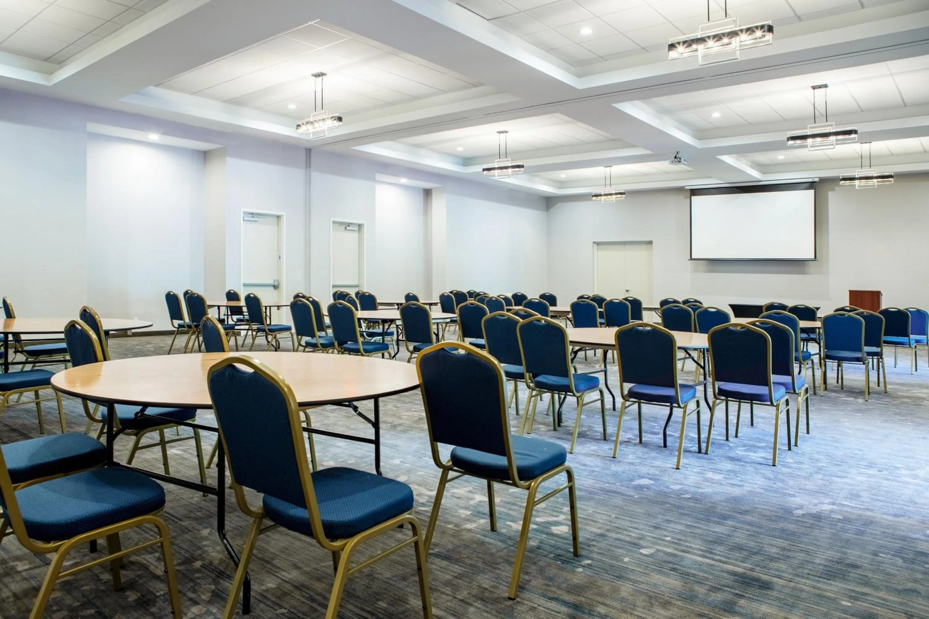 Meeting/conference room in SpringHill Suites by Marriott Chester