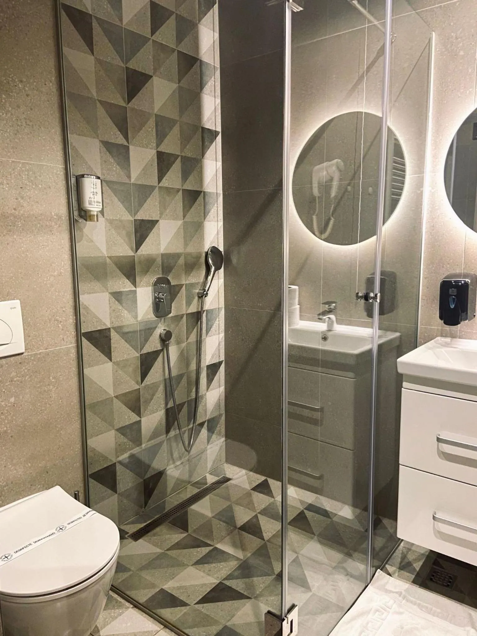 Toilet in Hotel Carpe Diem