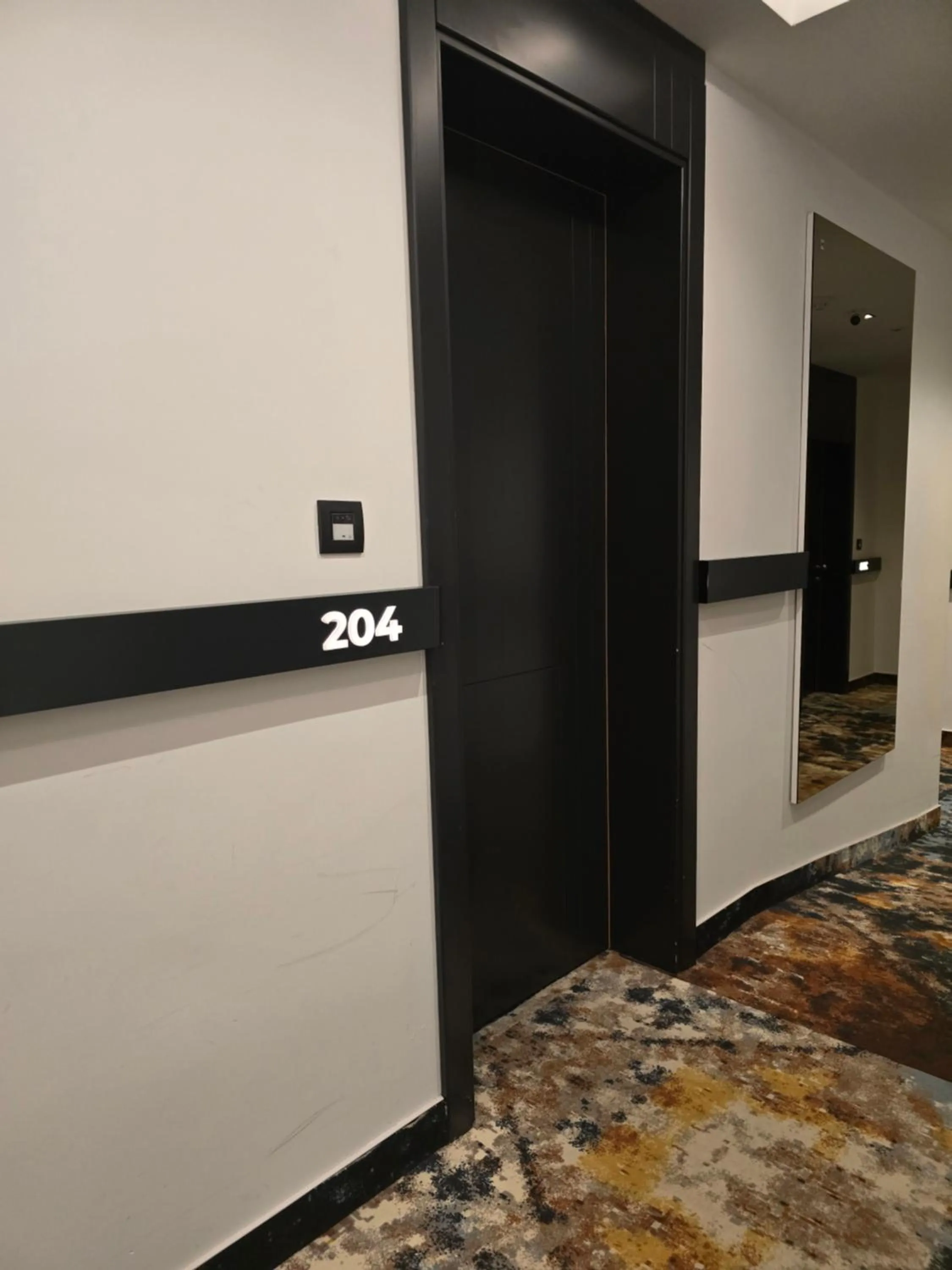 Inner courtyard view in Hotel Carpe Diem