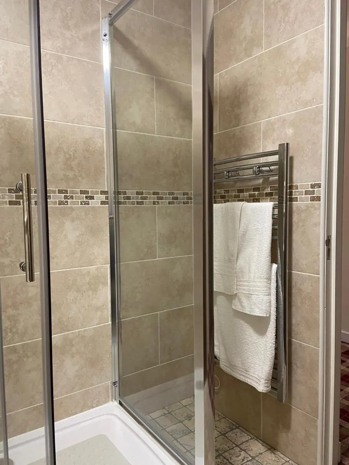 Deluxe Double Room with Shower in Scone Arms Hotel Deluxe Double Room with Shower in Scone Arms Hotel