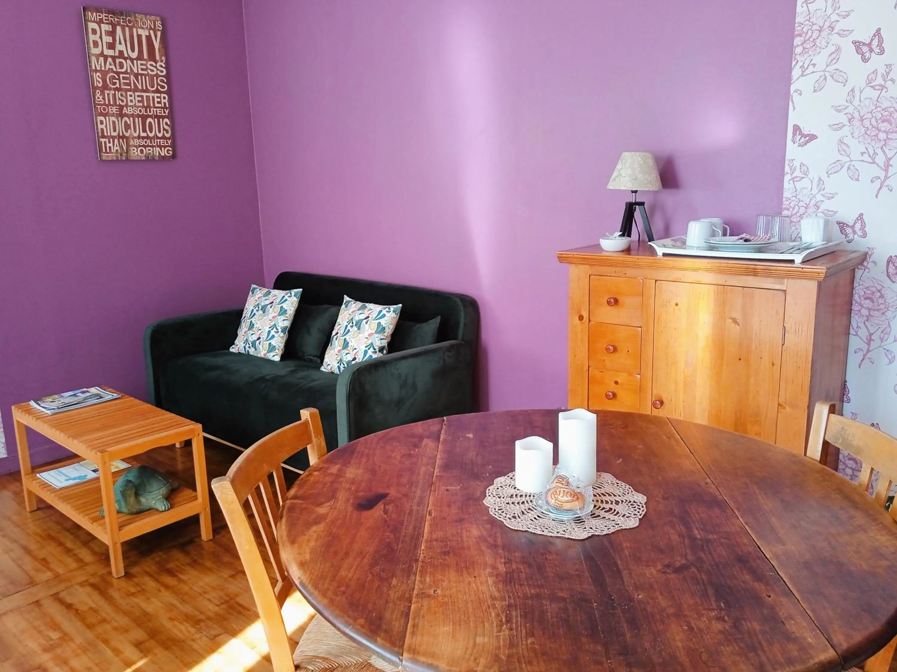 Seating area in Chambre d'Hôtes - l'Ephémère