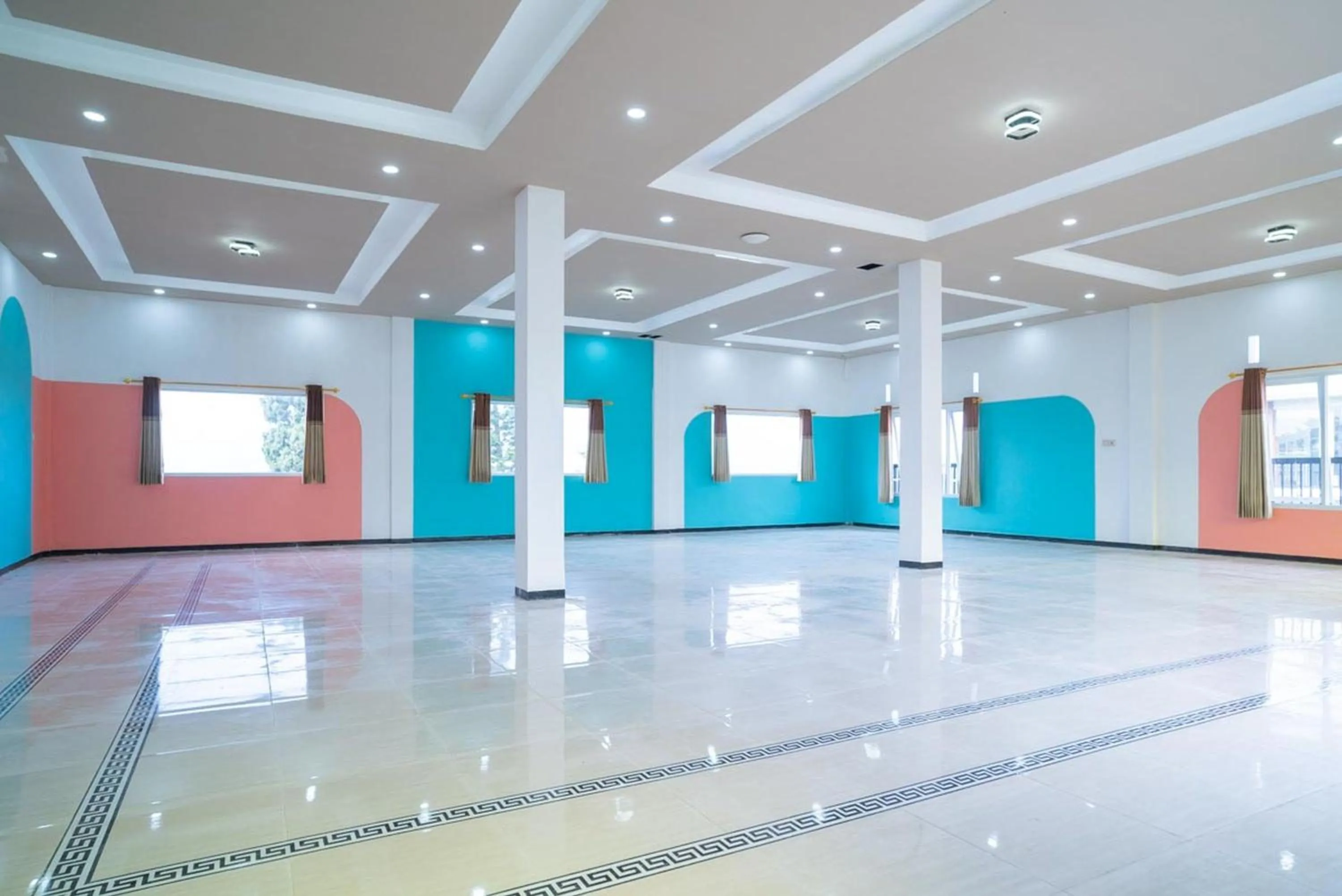 Property building in Sans Hotel Queen Batu