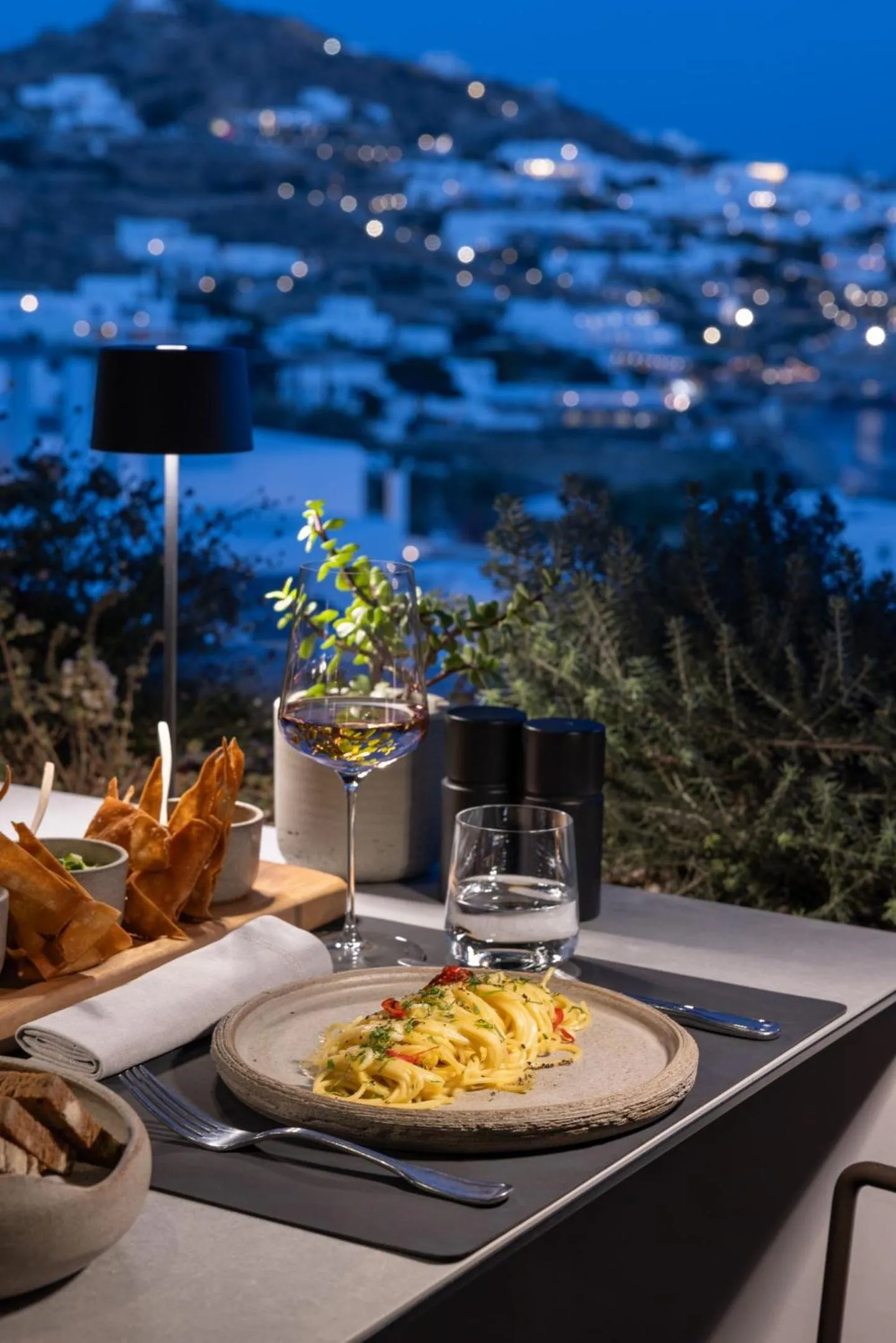 Restaurant/places to eat in Noima Boutique Hotel Mykonos