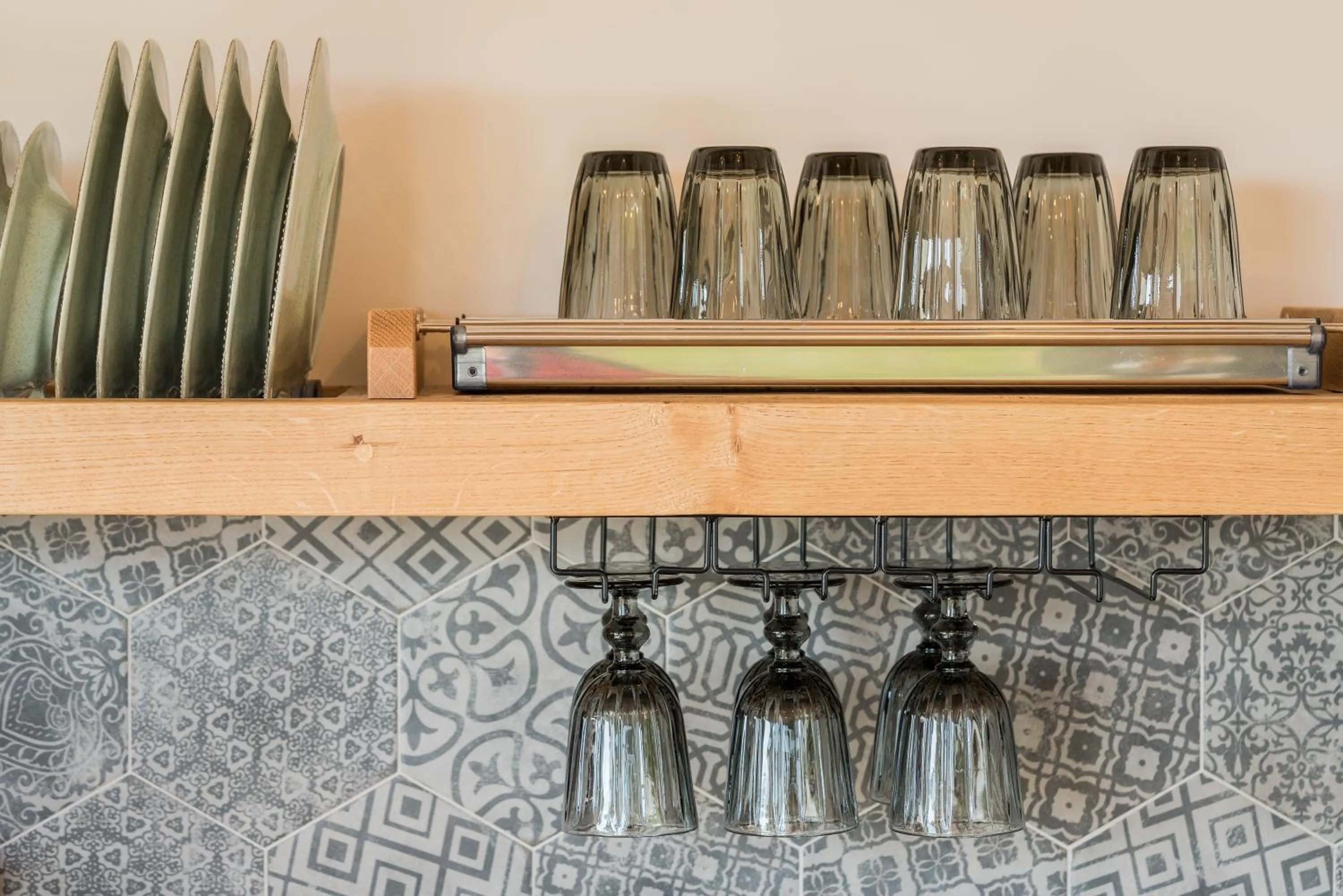 Kitchen or kitchenette in Hang Loose Cottage Hotel & Resort 4 stelle Gizzeria Calabria