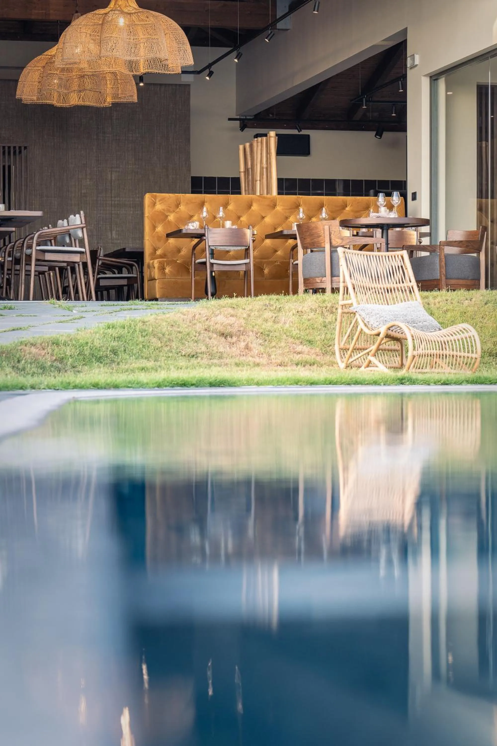 Pool view in Hang Loose Cottage Hotel & Resort 4 stelle Gizzeria Calabria