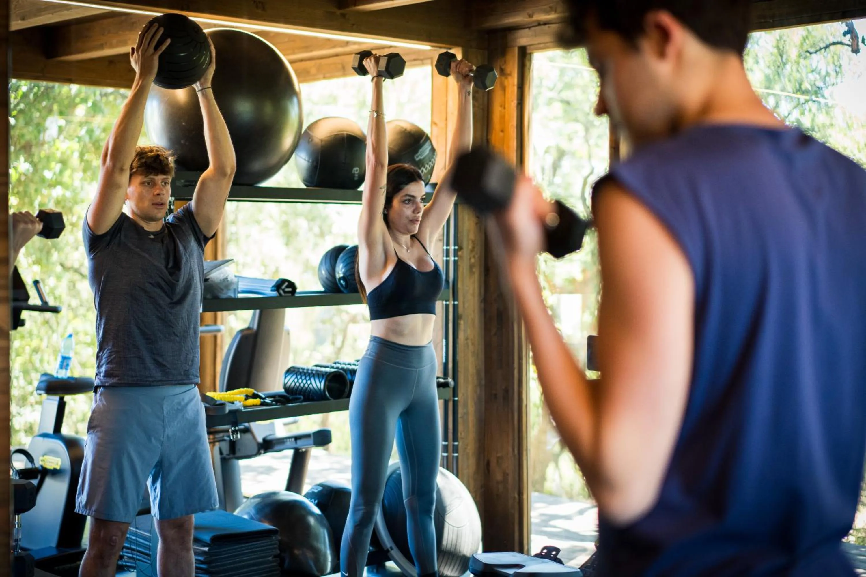 People in Hang Loose Cottage Hotel & Resort 4 stelle Gizzeria Calabria