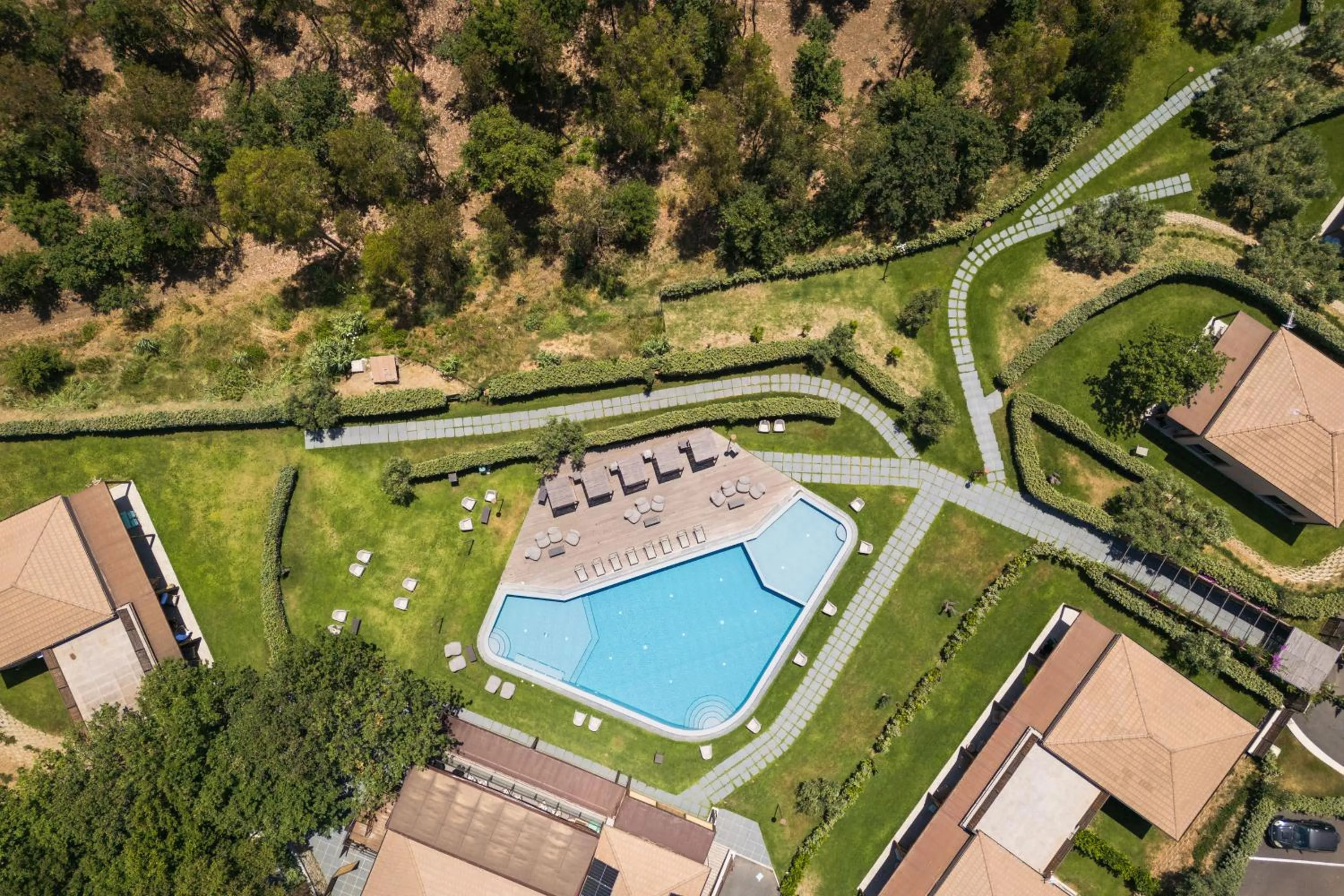 Property building in Hang Loose Cottage Hotel & Resort 4 stelle Gizzeria Calabria