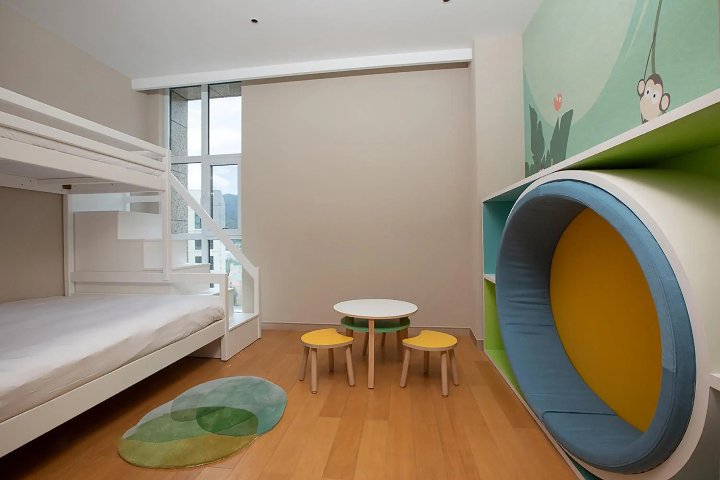 bunk bed in Holiday Inn Xining Datong, an IHG Hotel bunk bed in Holiday Inn Xining Datong, an IHG Hotel