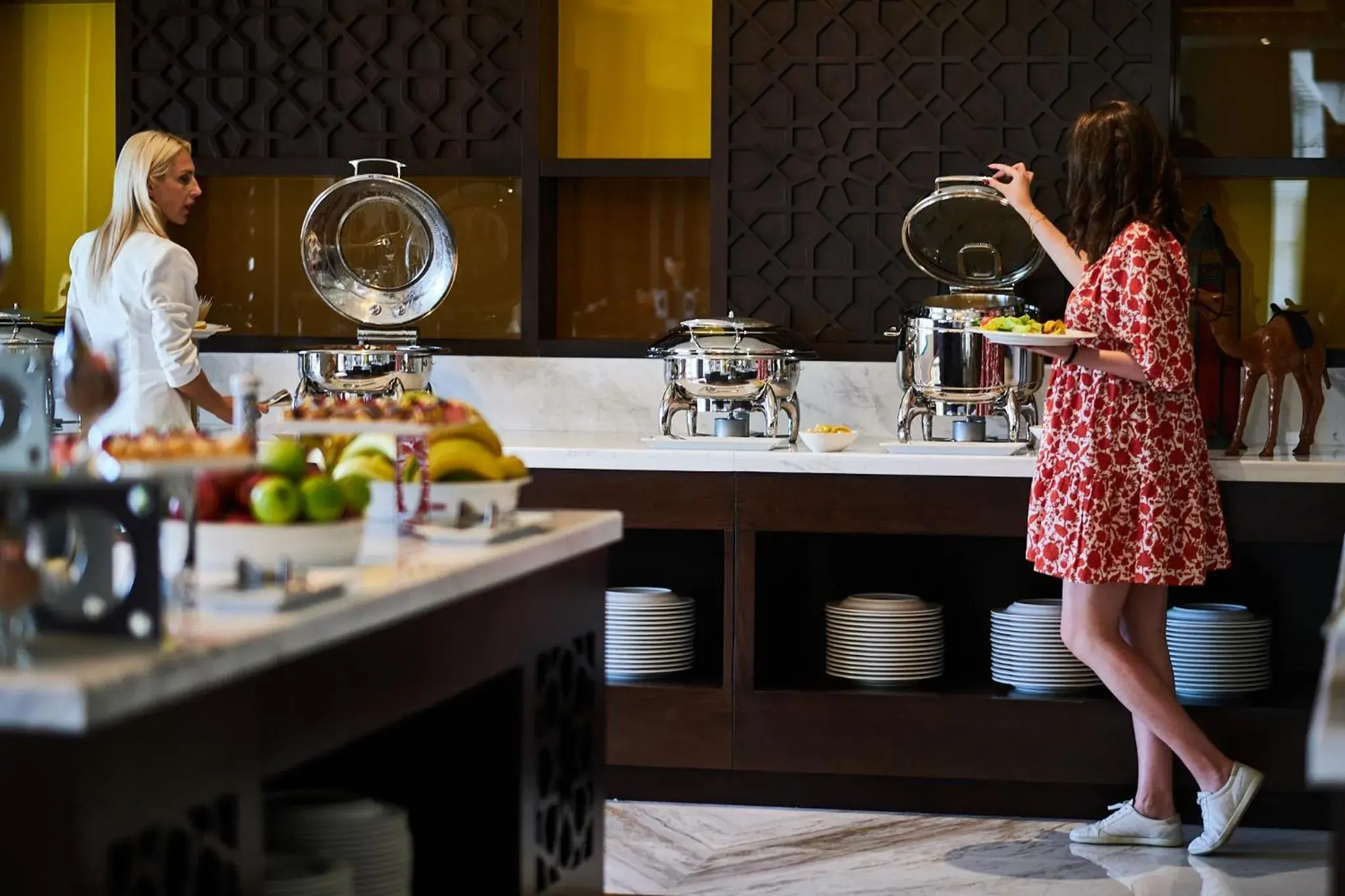 Food and drinks in Carlton Dubai Creek Hotel Food and drinks in Carlton Dubai Creek Hotel