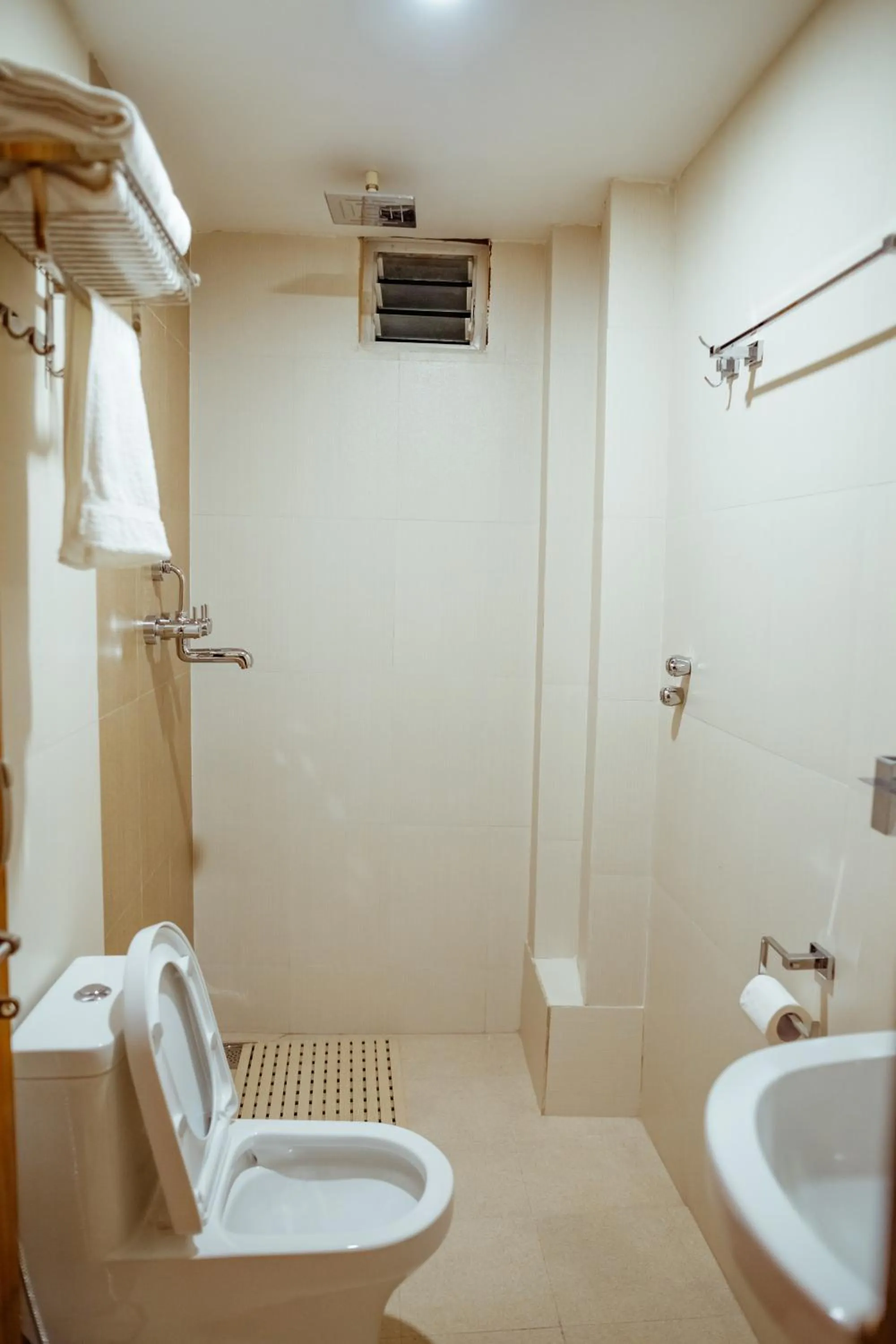 Bathroom in Paradise Boutique Hotel