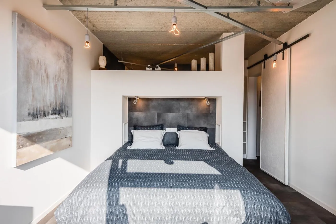 Bed in Le Garage