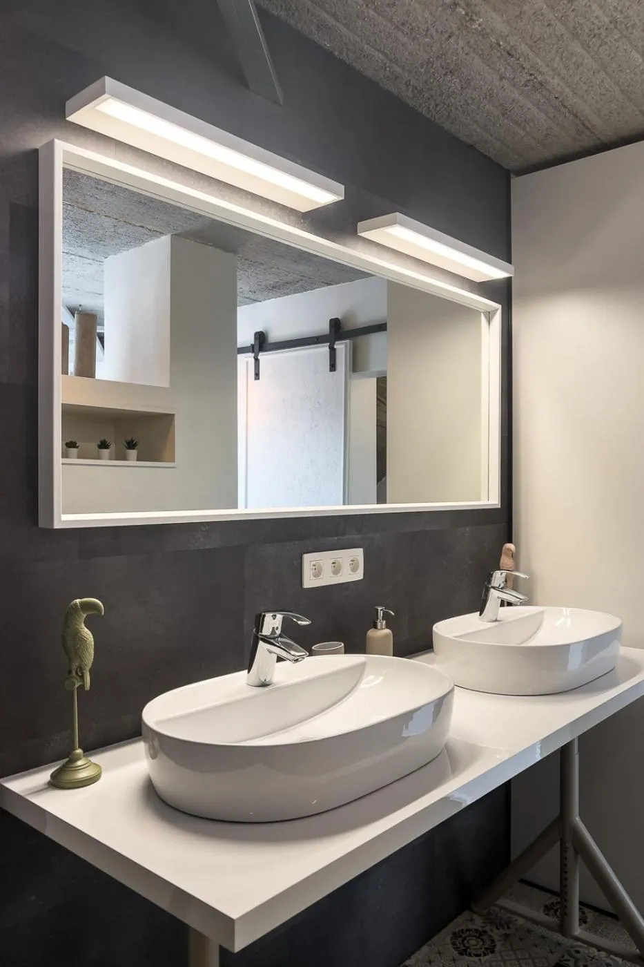 Bathroom in Le Garage