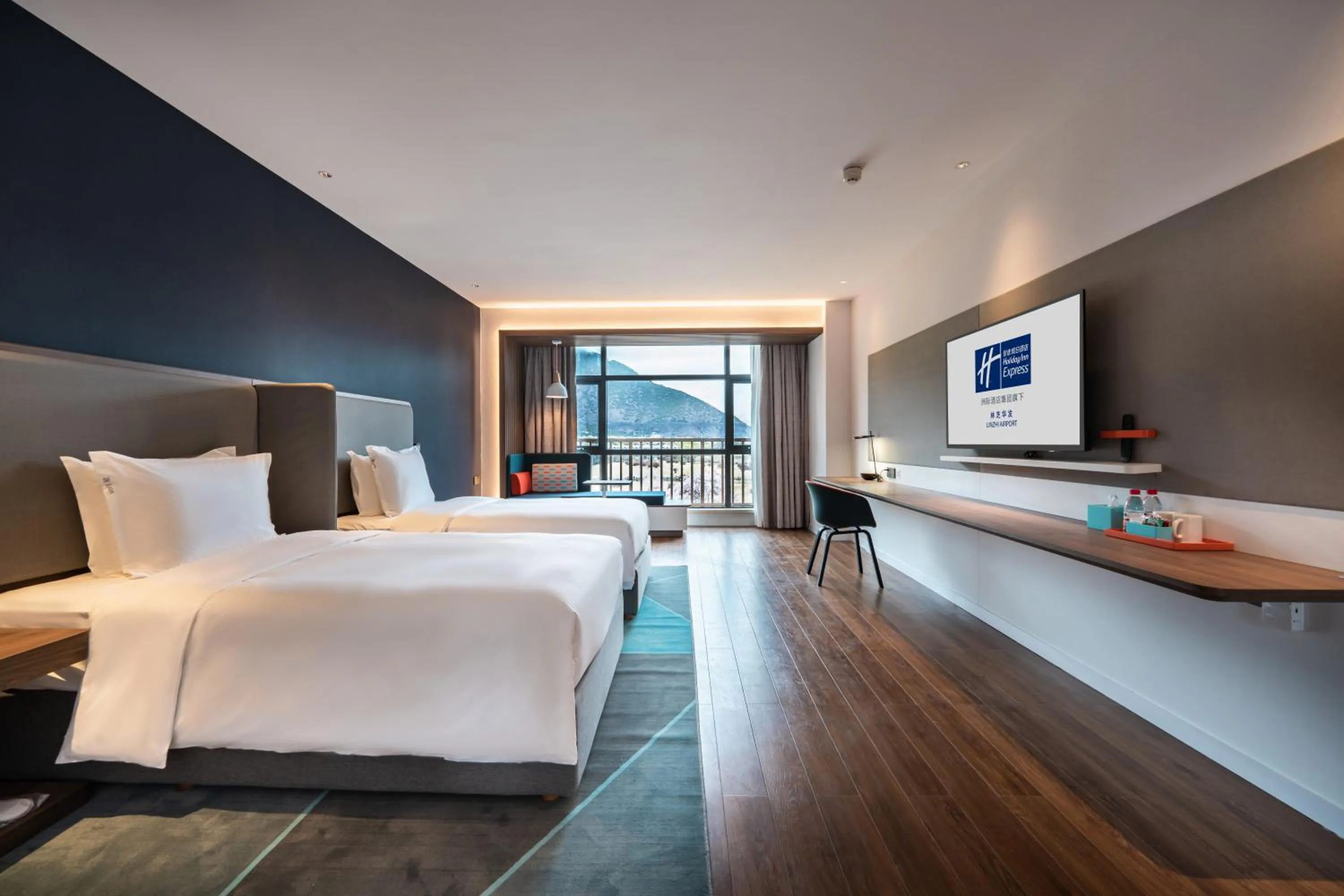 Photo of the whole room in Holiday Inn Express Linzhi Airport by IHG