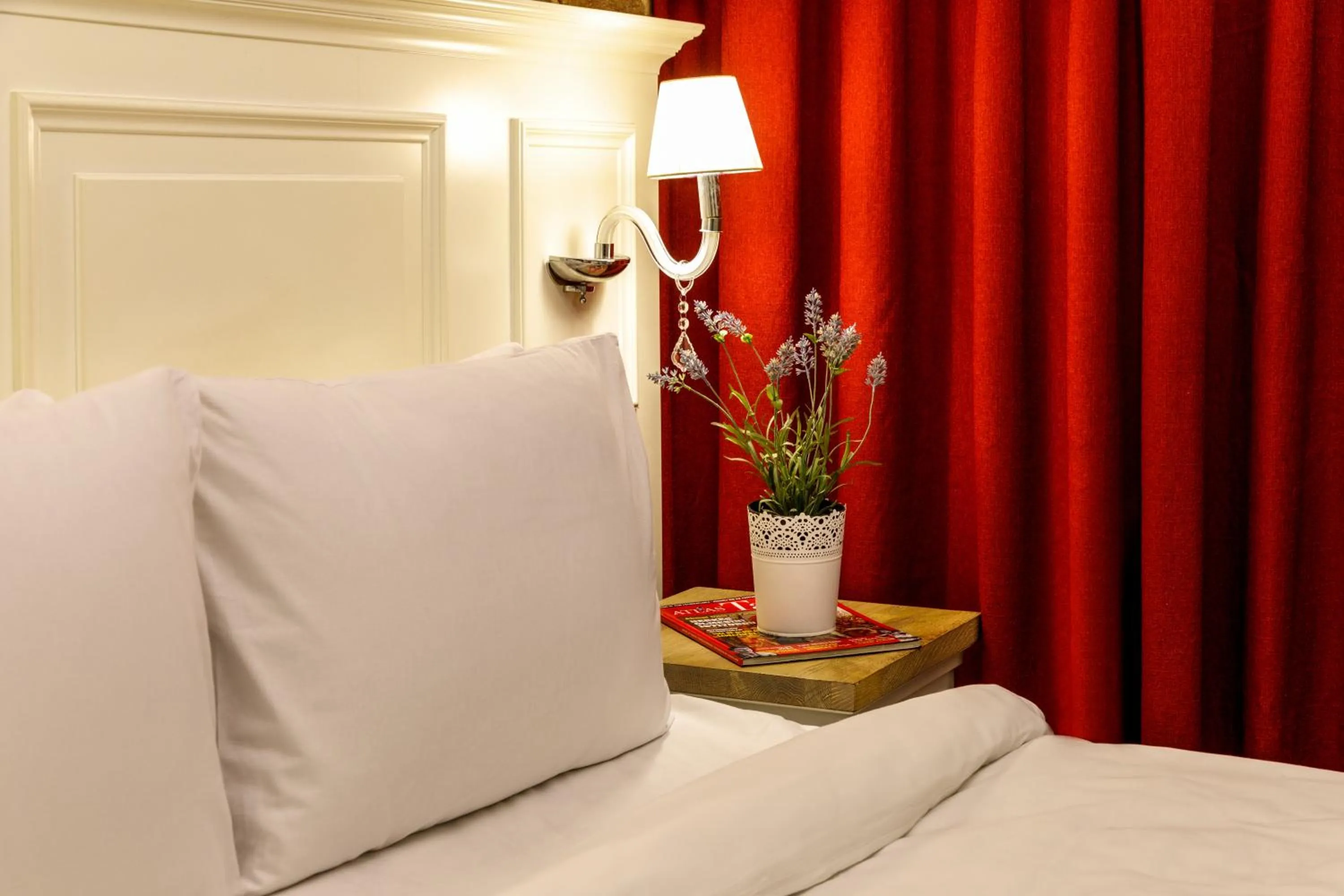 Bed in La Porte de Taksim