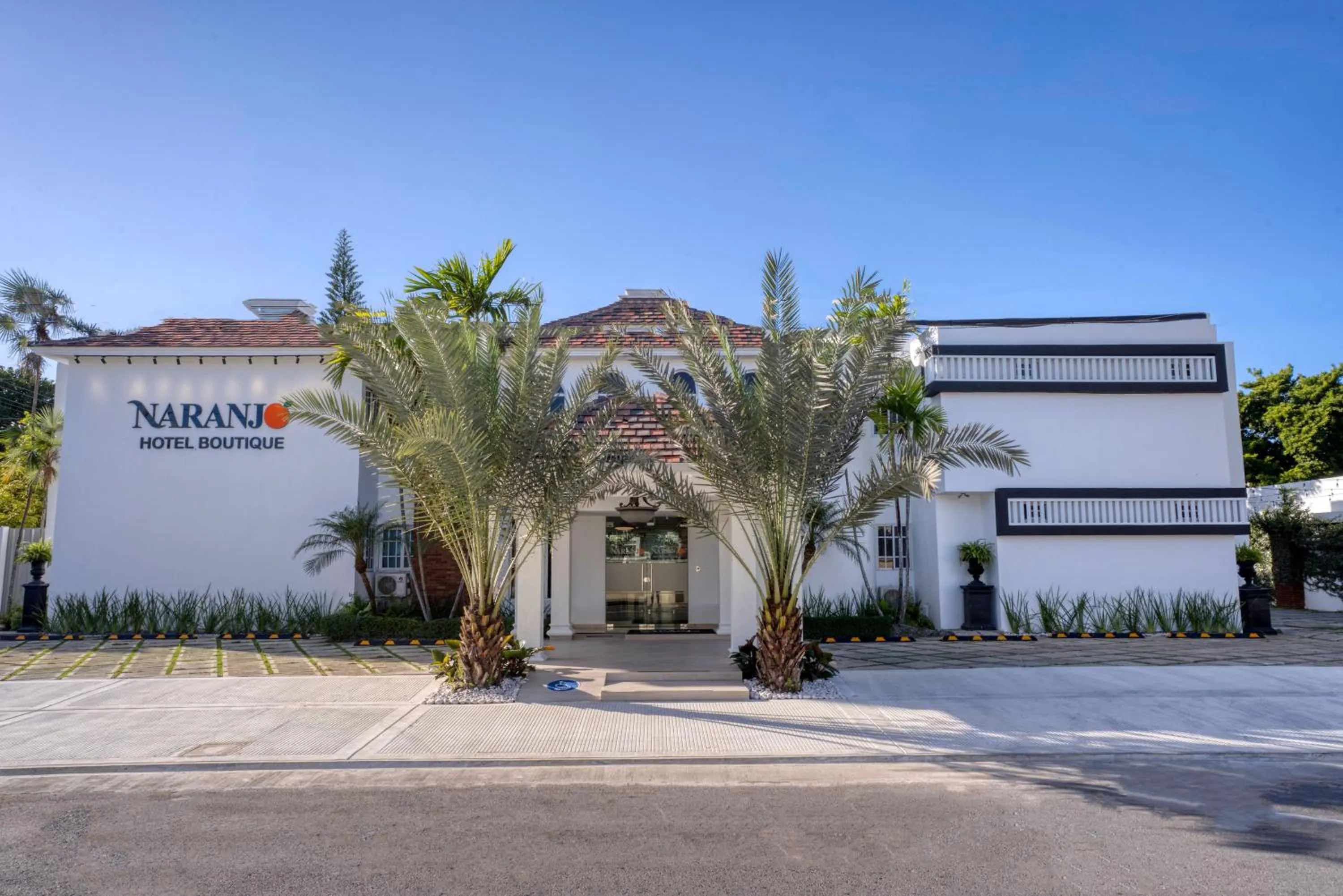 Property building in Naranjo Hotel Boutique