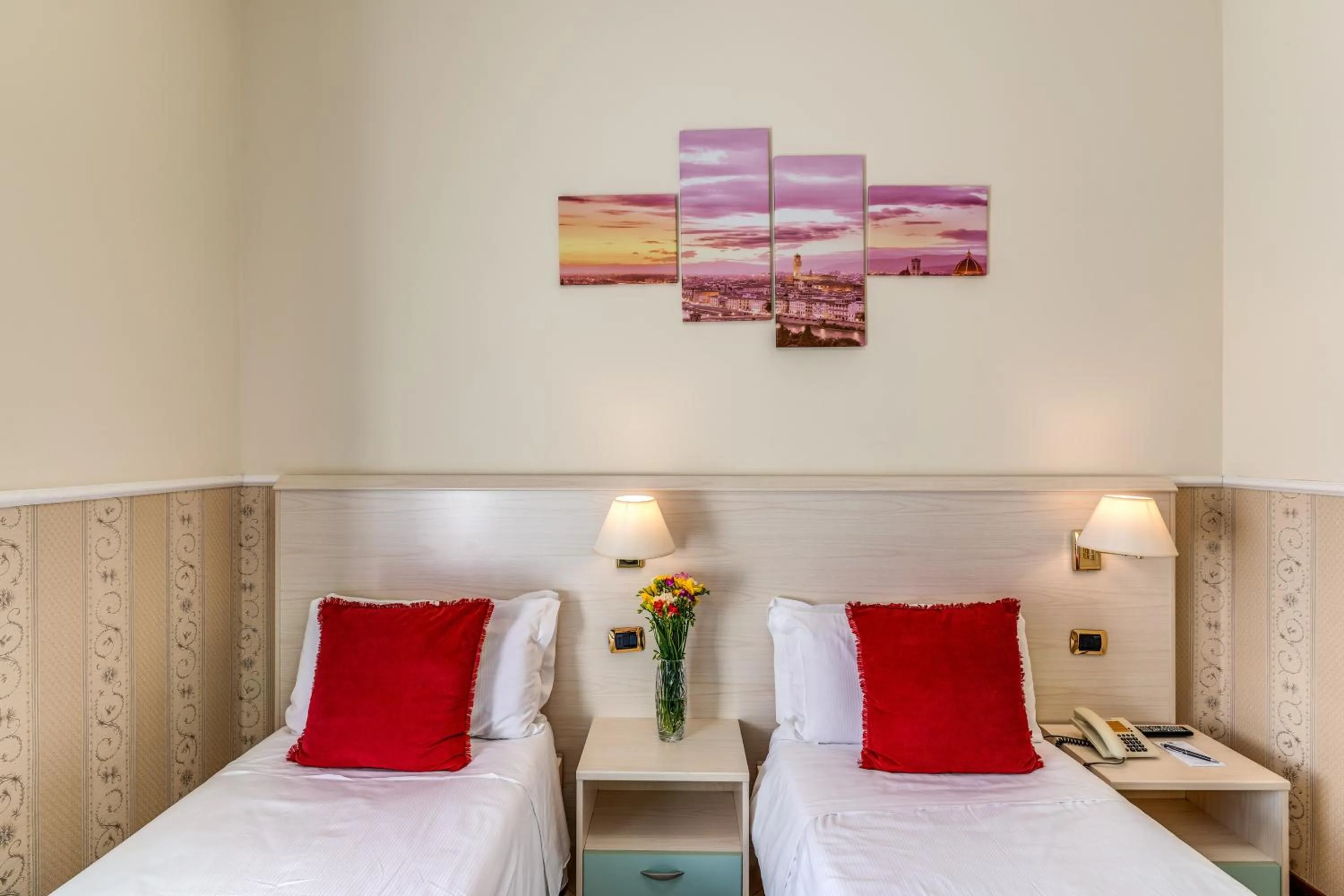 Bed in Hotel Ottaviano Augusto