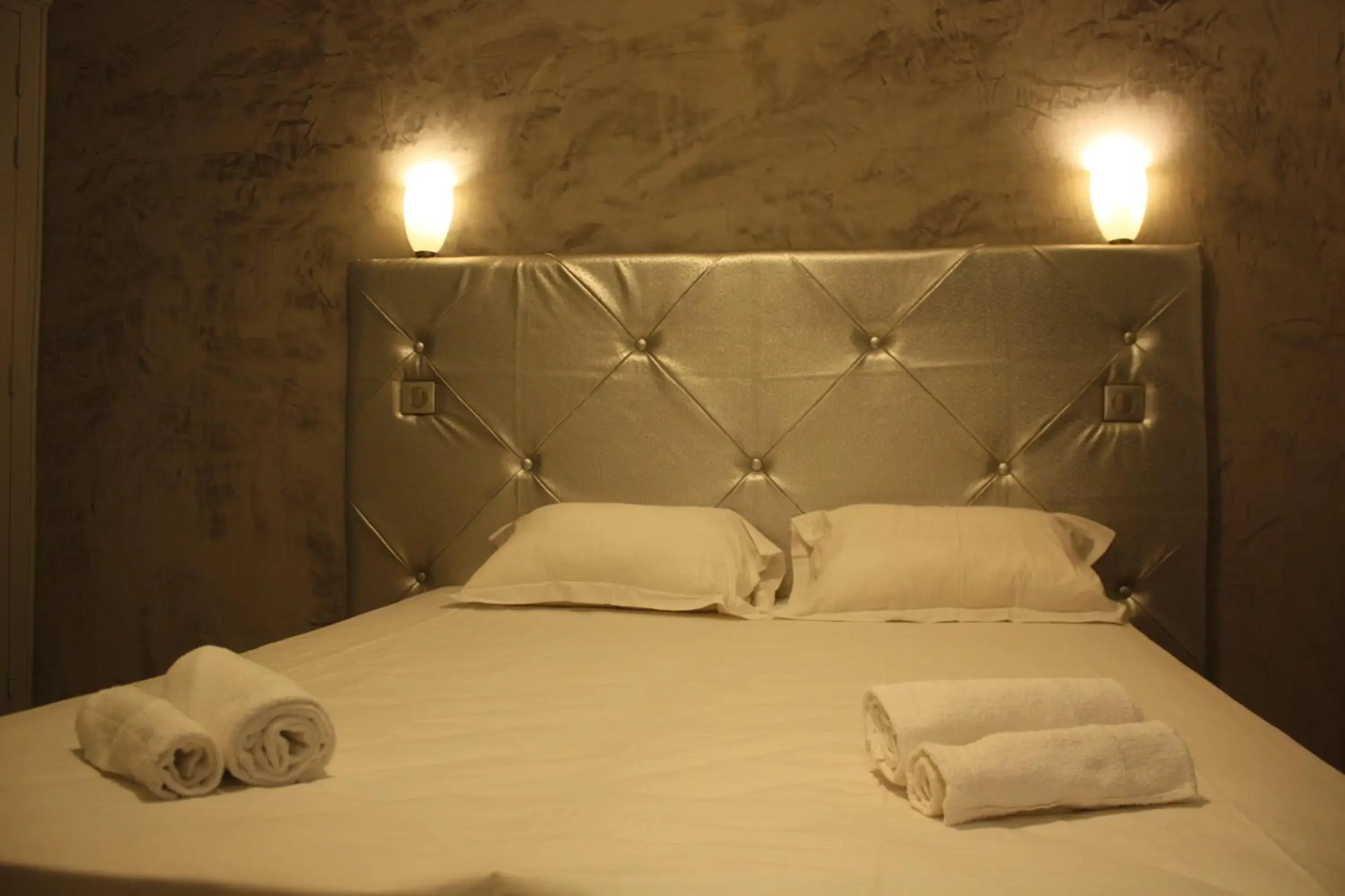 Arcotel** Cannes Arcotel** Cannes