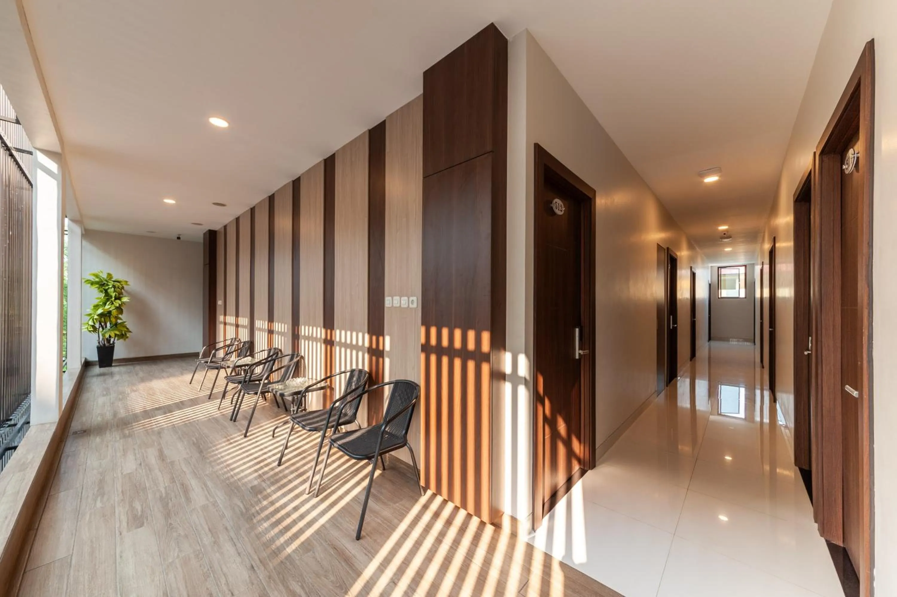 Property building in Urbanview Hotel Cengkareng Jakarta by RedDoorz