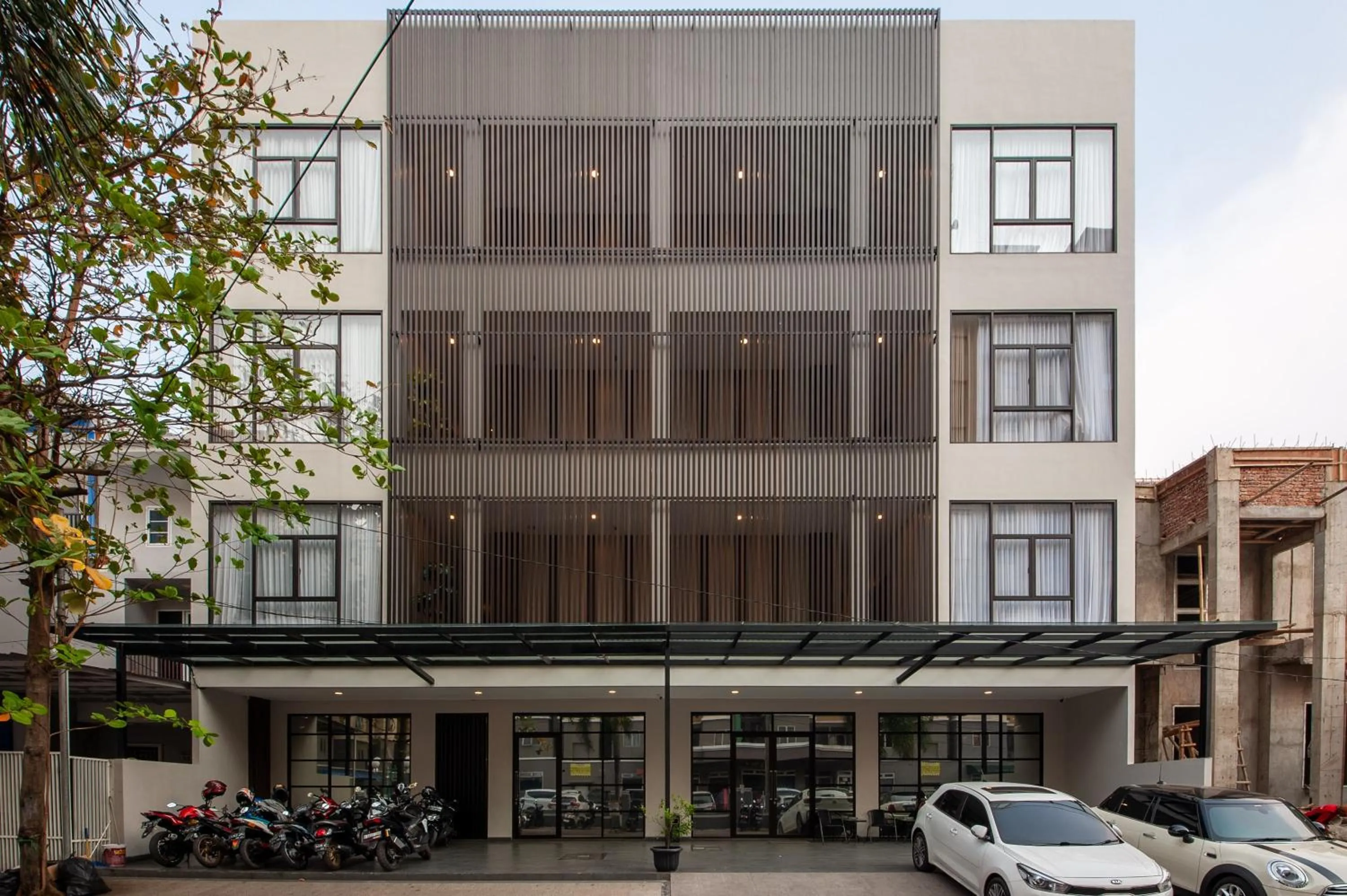 Property building in Urbanview Hotel Cengkareng Jakarta by RedDoorz