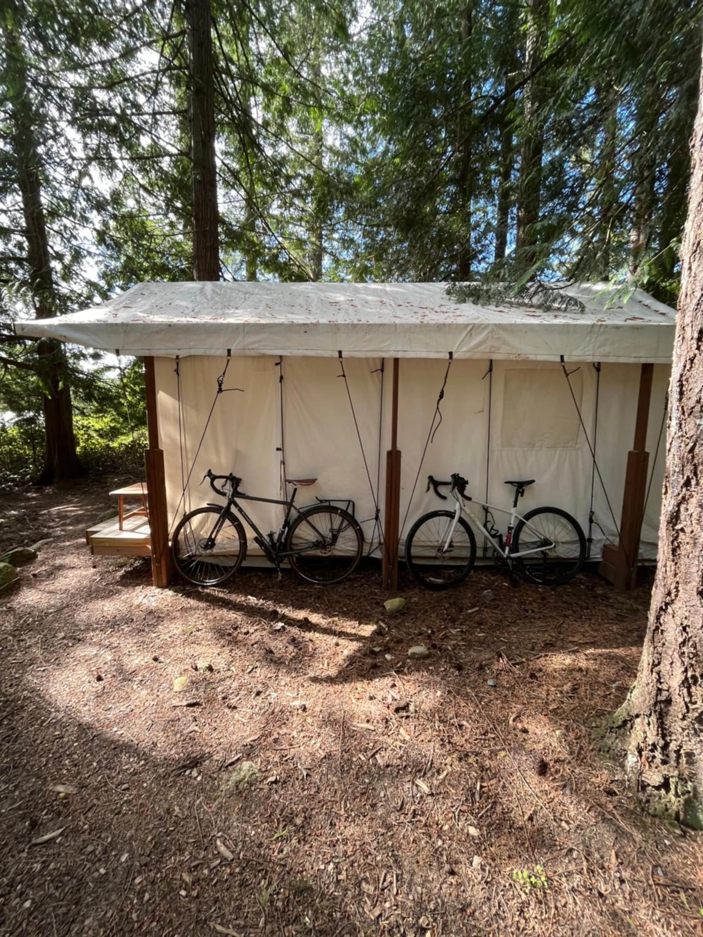 Lopez Farm Cottages & Tent Camping