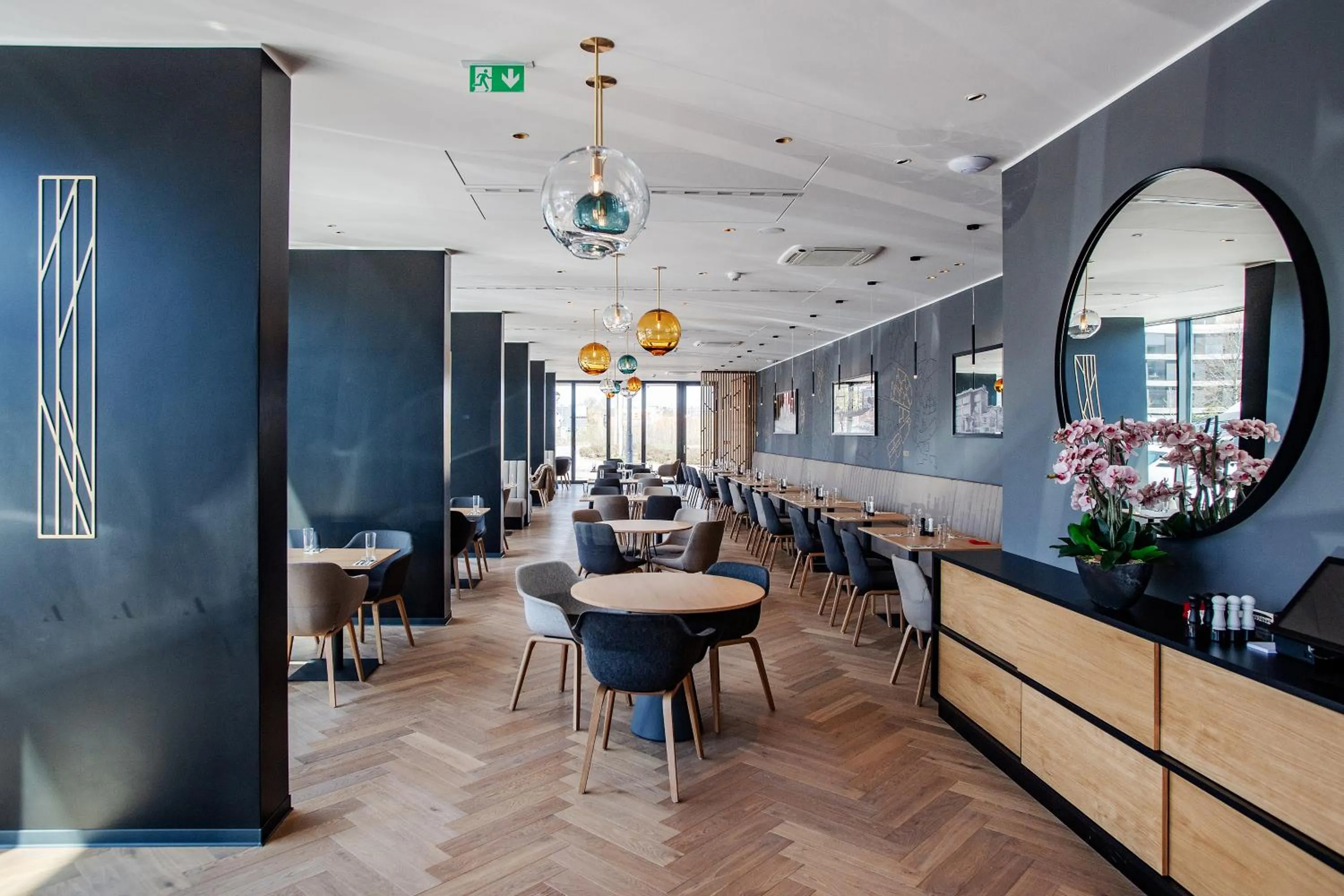 Restaurant/places to eat in EA Congress Hotel Aldis