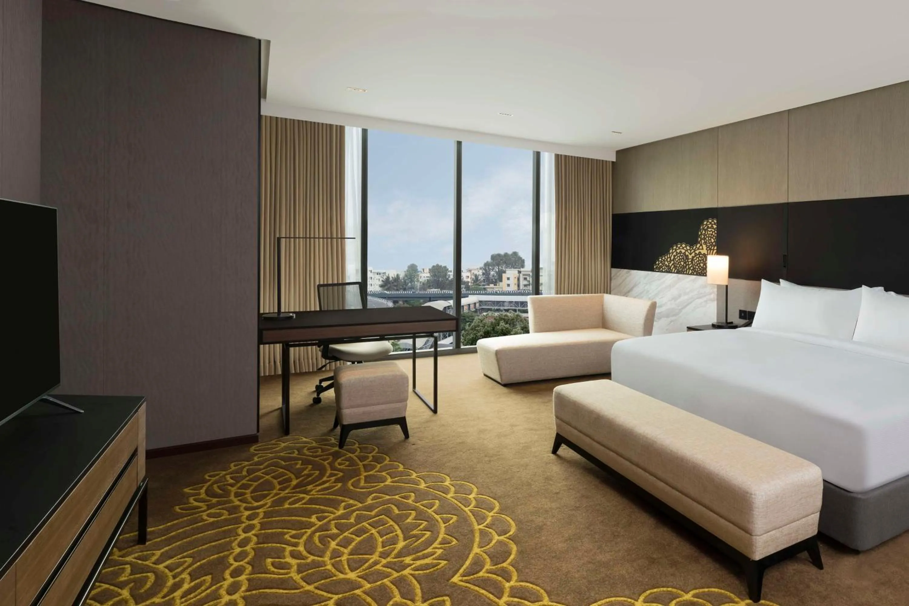 Bed in Hilton Bengaluru Embassy Manyata Business Park