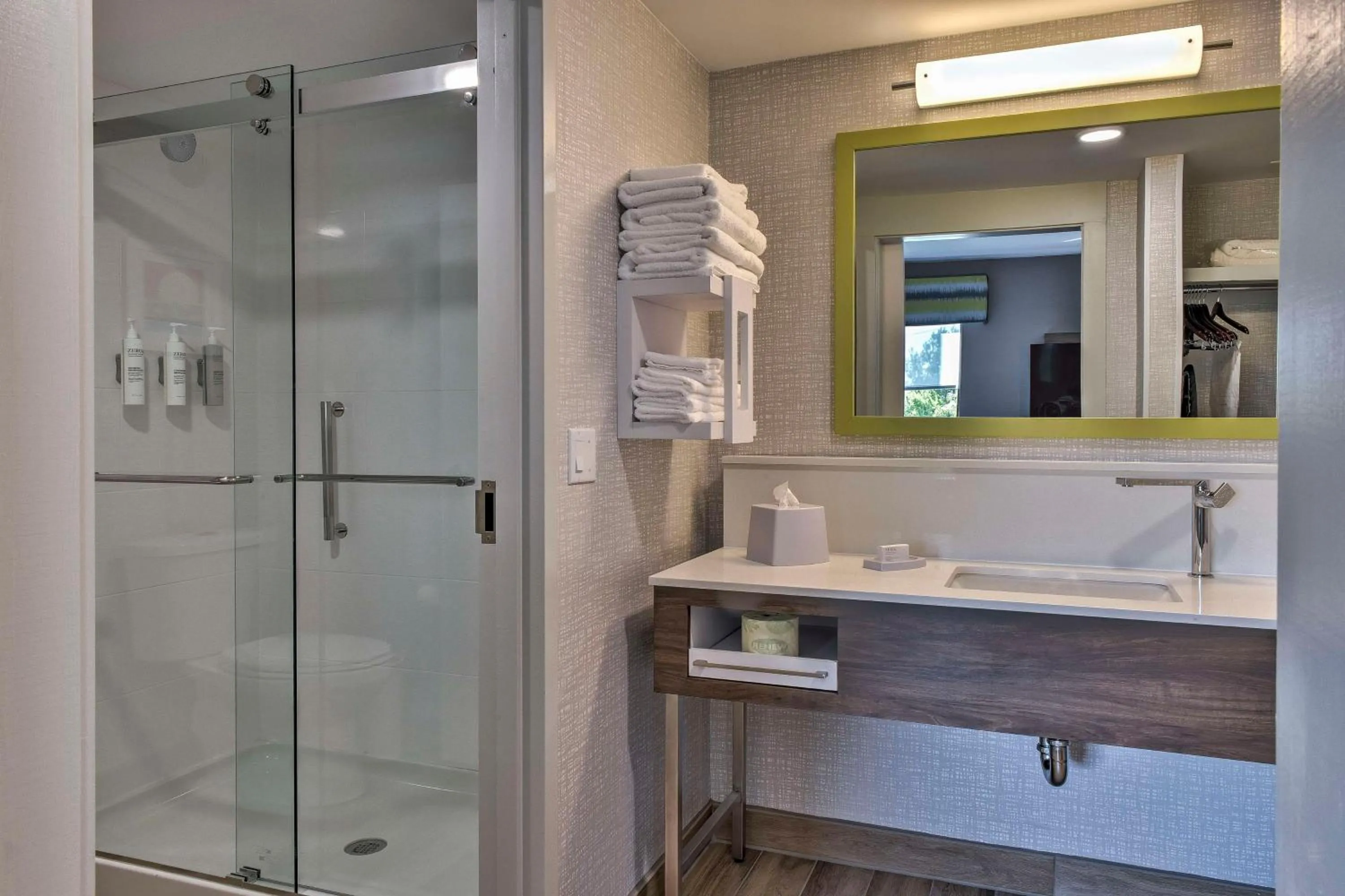 Bathroom in Hampton Inn & Suites Keene