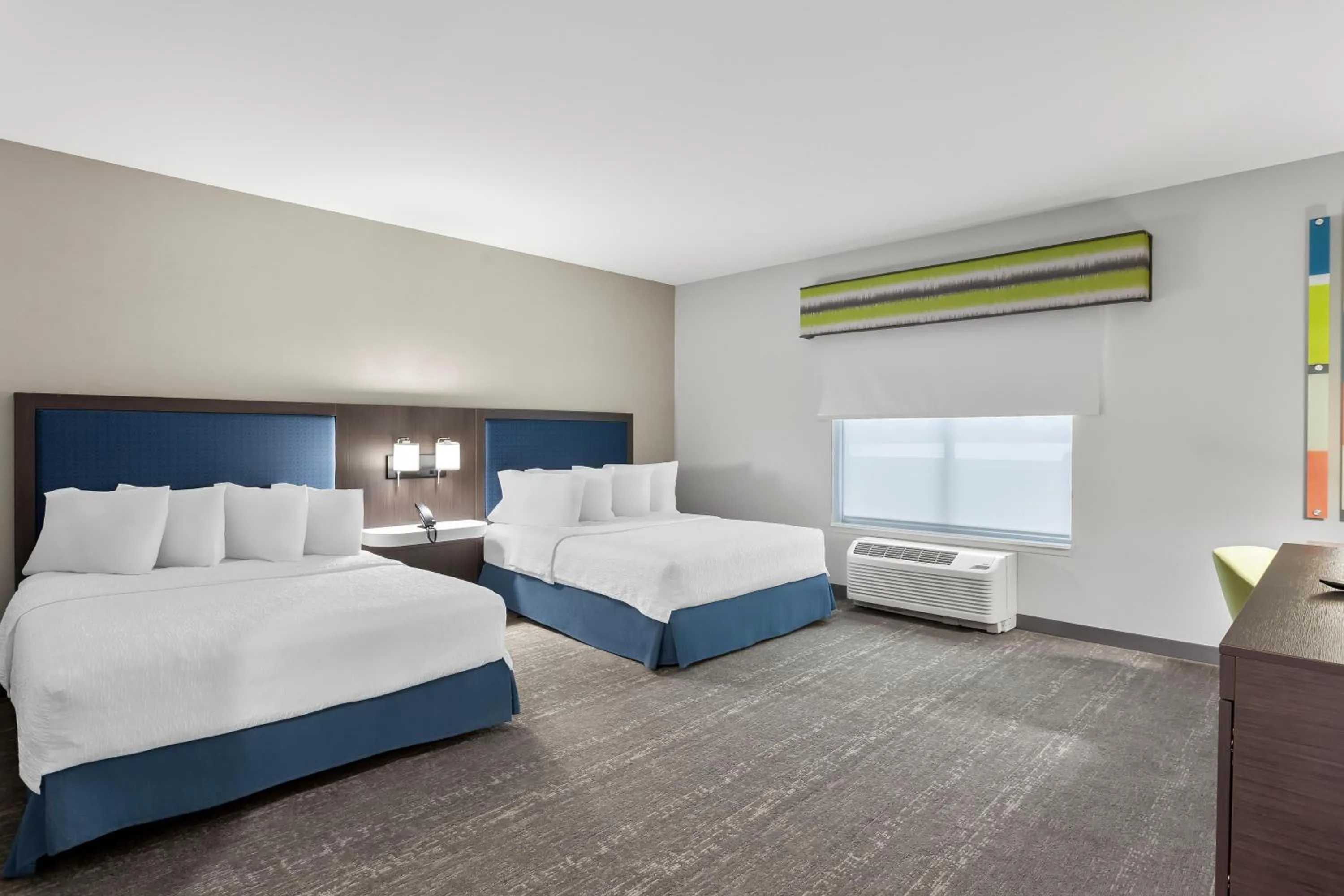 Bed in Hampton Inn By Hilton Huntley Chicago